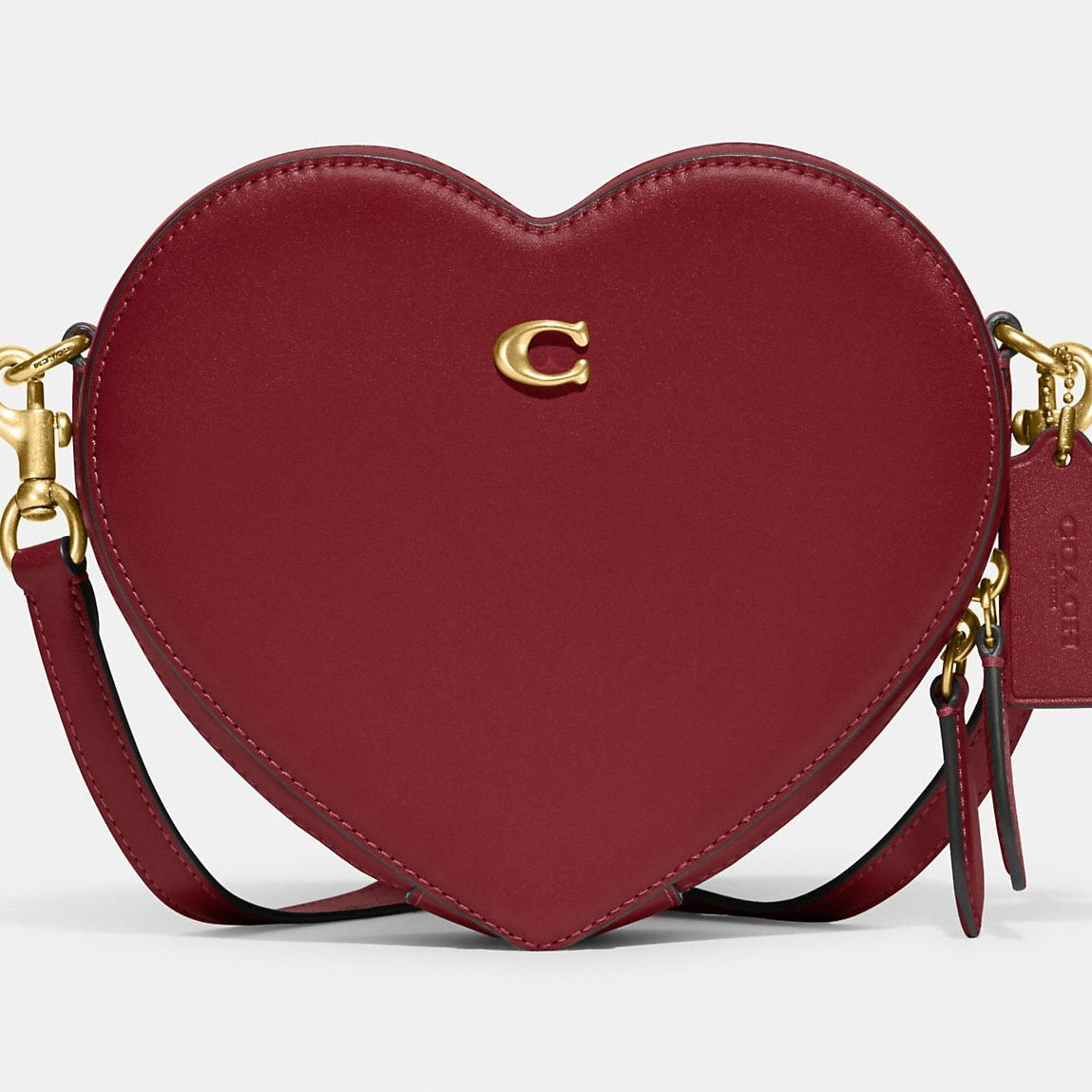 Túi xách nữ Coach Trái Tim Cherry Heart Crossbody Bag