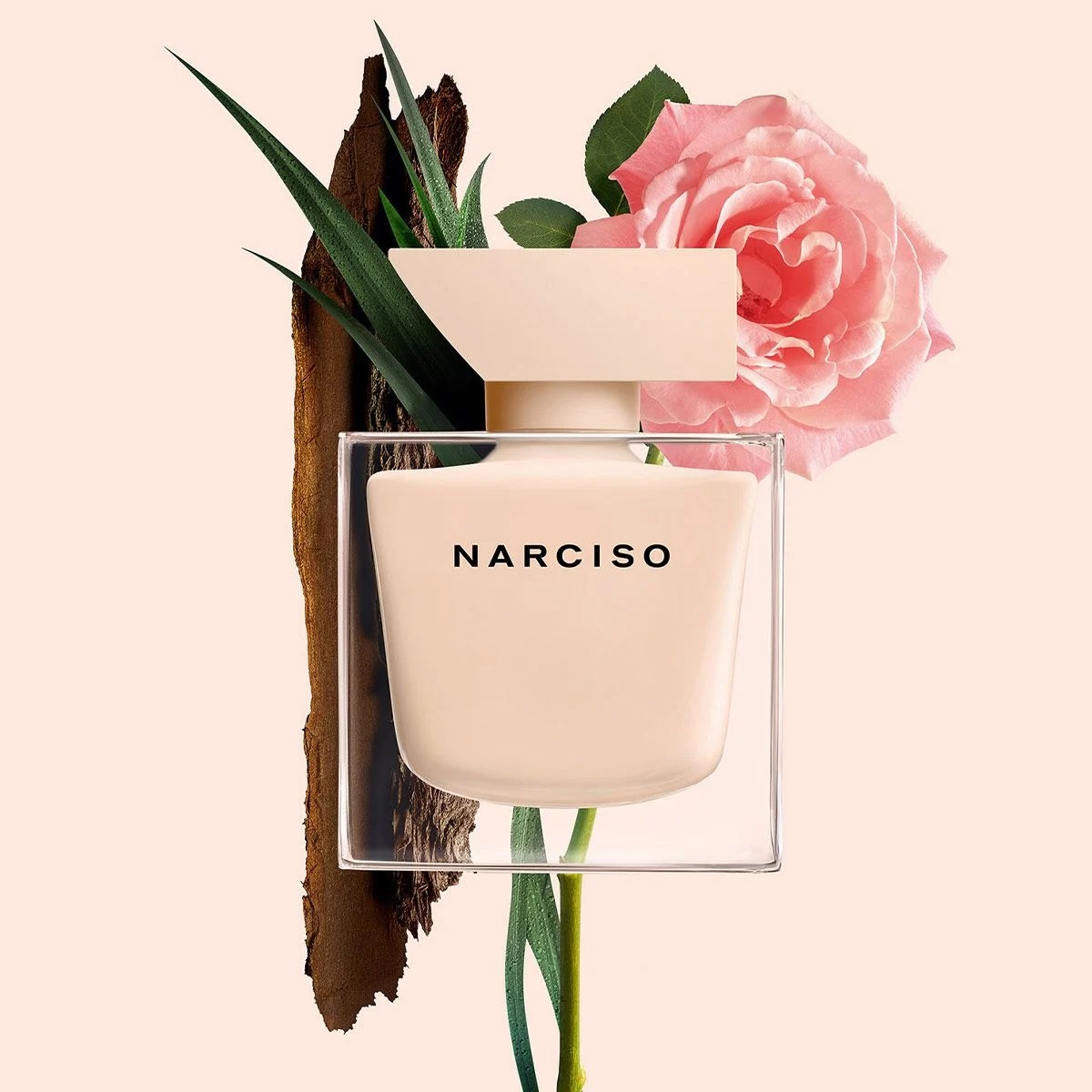 Những dòng nước hoa nữ mùi phấn ấn tượng cho cô nàng tiểu thư
