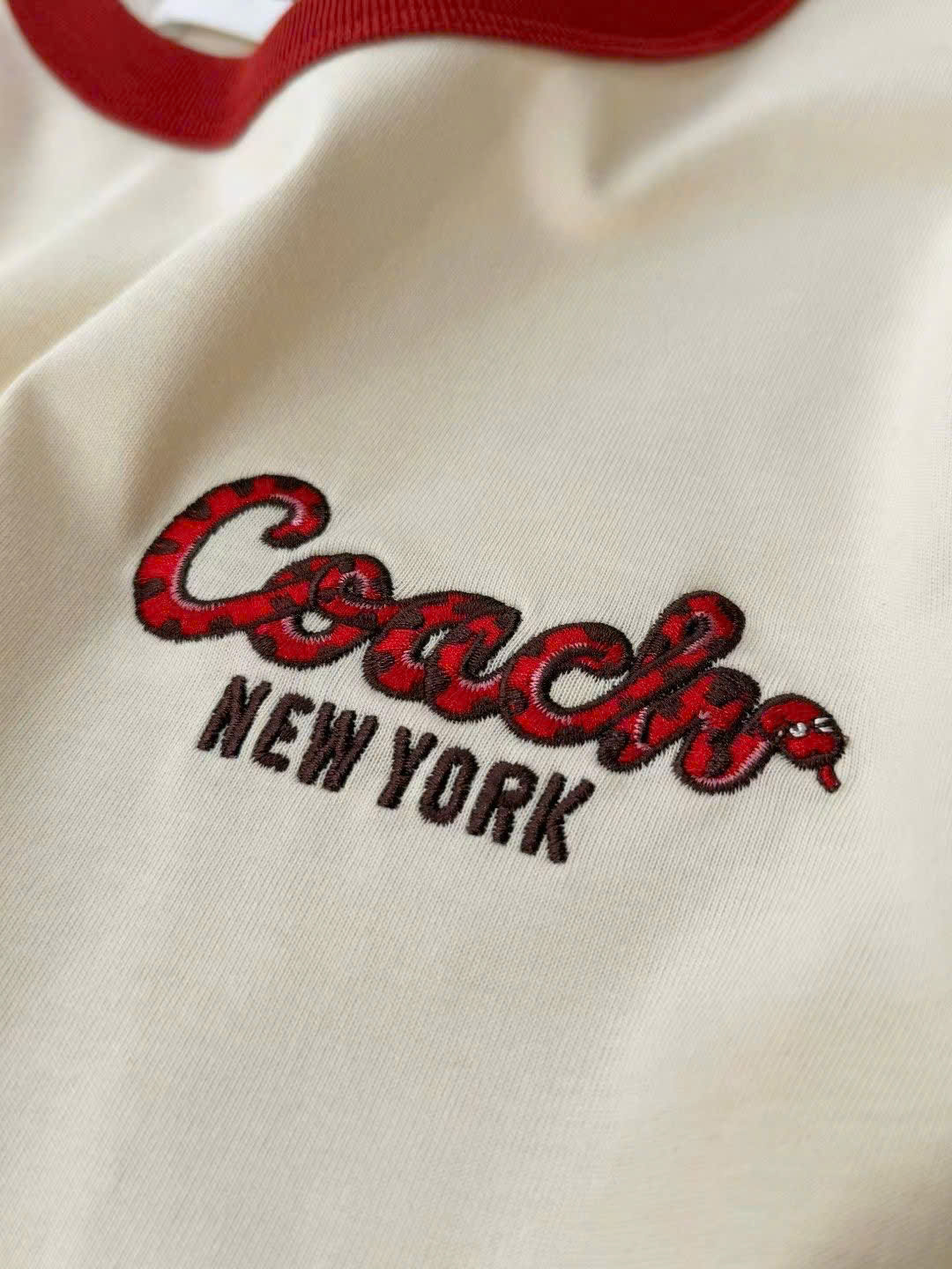 Áo thun nữ Coach New Year Ringer T Shirt In Organic Cotton Cream CZ421 3