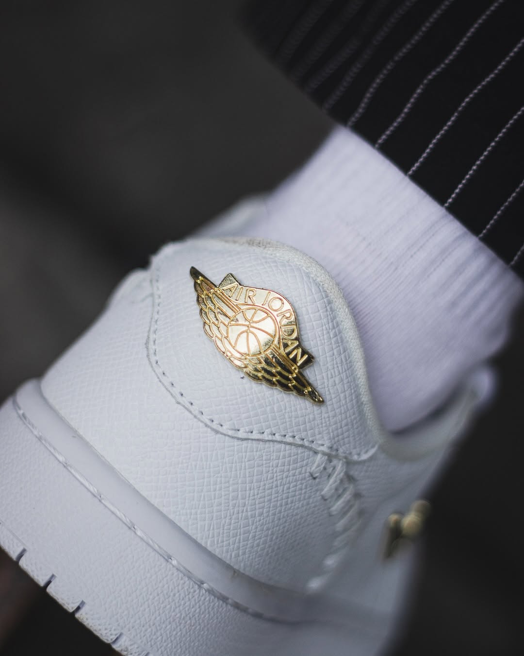 Giày Nike nữ Air Jordan 1 Low Method of Make Womens Shoes Sail Metallic Gold FN5032-100 7