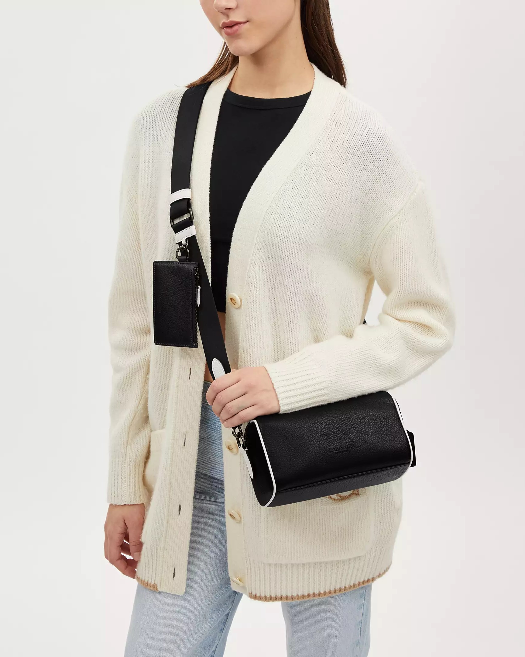 TÚI ĐEO CHÉO COACH AXEL GUNMETAL BLACK REFINED PEBBLE LEATHER CROSSBODY BAG CP172 5