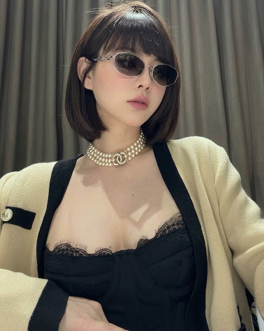 Mắt Kính Louis Vuitton Dáng Tròn LV Script Metal Round Sunglasses Gold 2