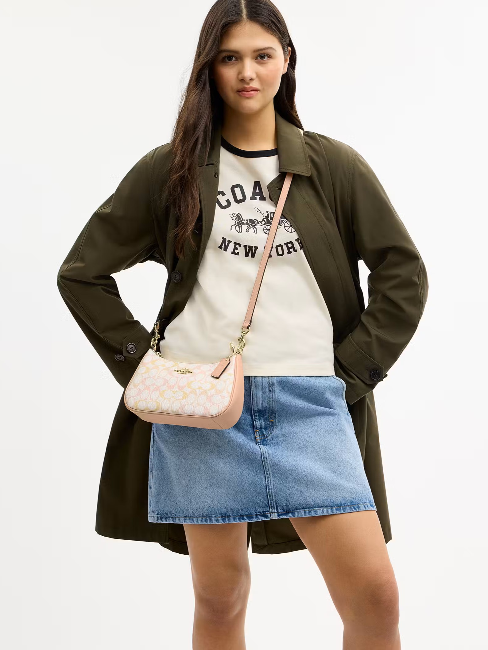 Túi Coach Teri Shoulder Bag In Pretty Signature Canvas Chalk Pink CDZ05 7