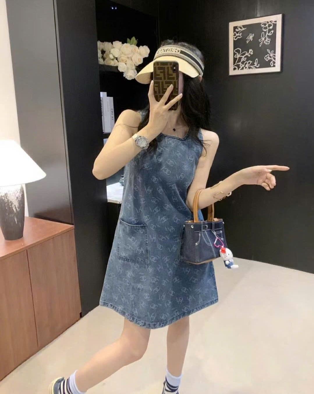 Đầm jean chanel sát nách xanh dương có túi 7
