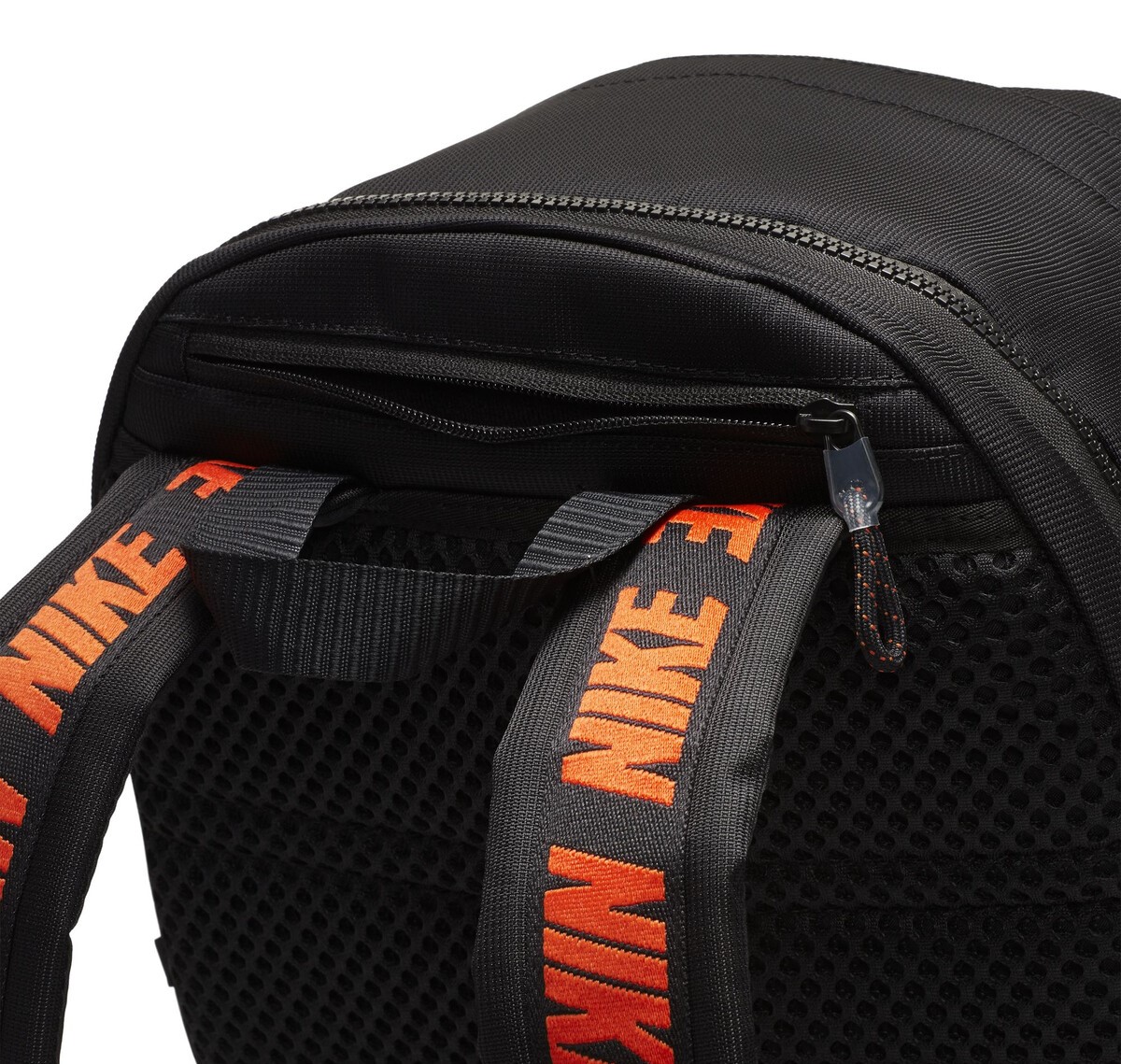 Balo Nike Sportswear Essential Backpack BA6143-010 6