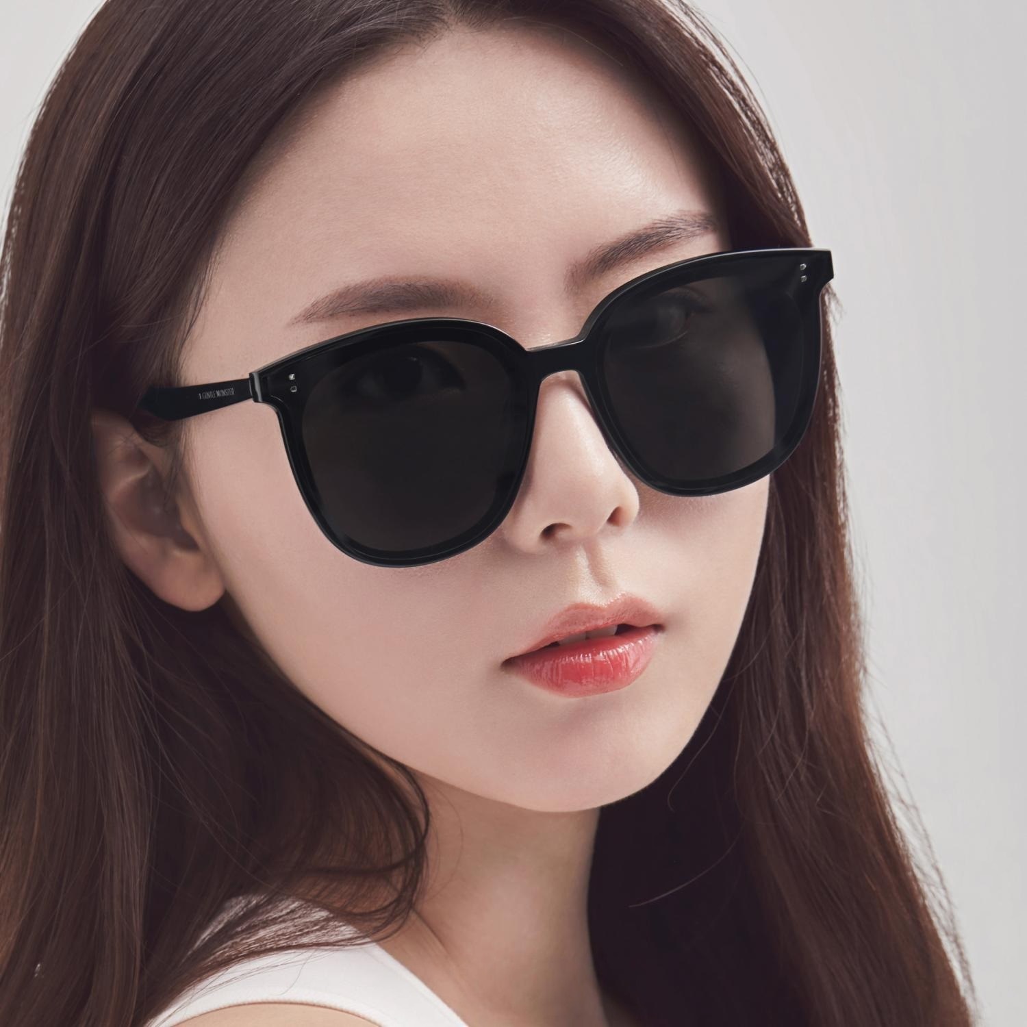 Mắt Kính Gentle Monster My Ma 01 Oversized Square Flatbar Frame 17
