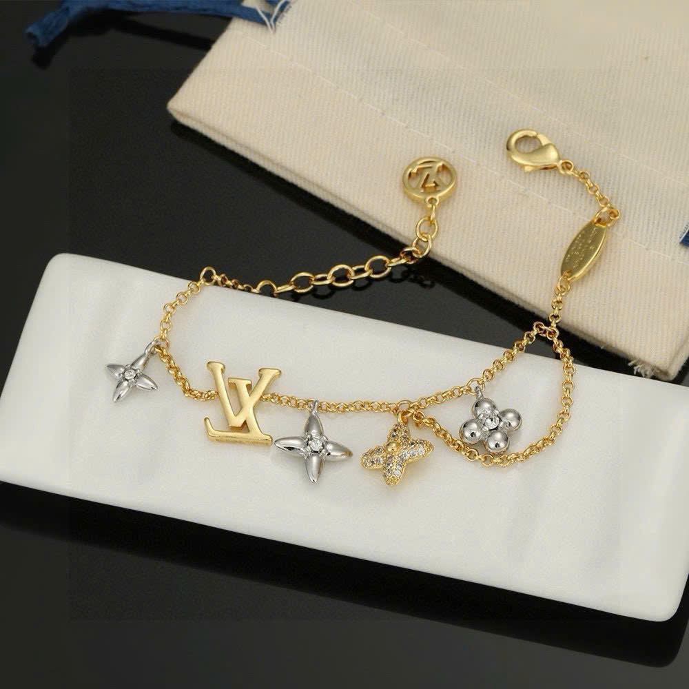 Vòng tay Louis Vuitton Womens LV Gram Bracelet M1044A 13