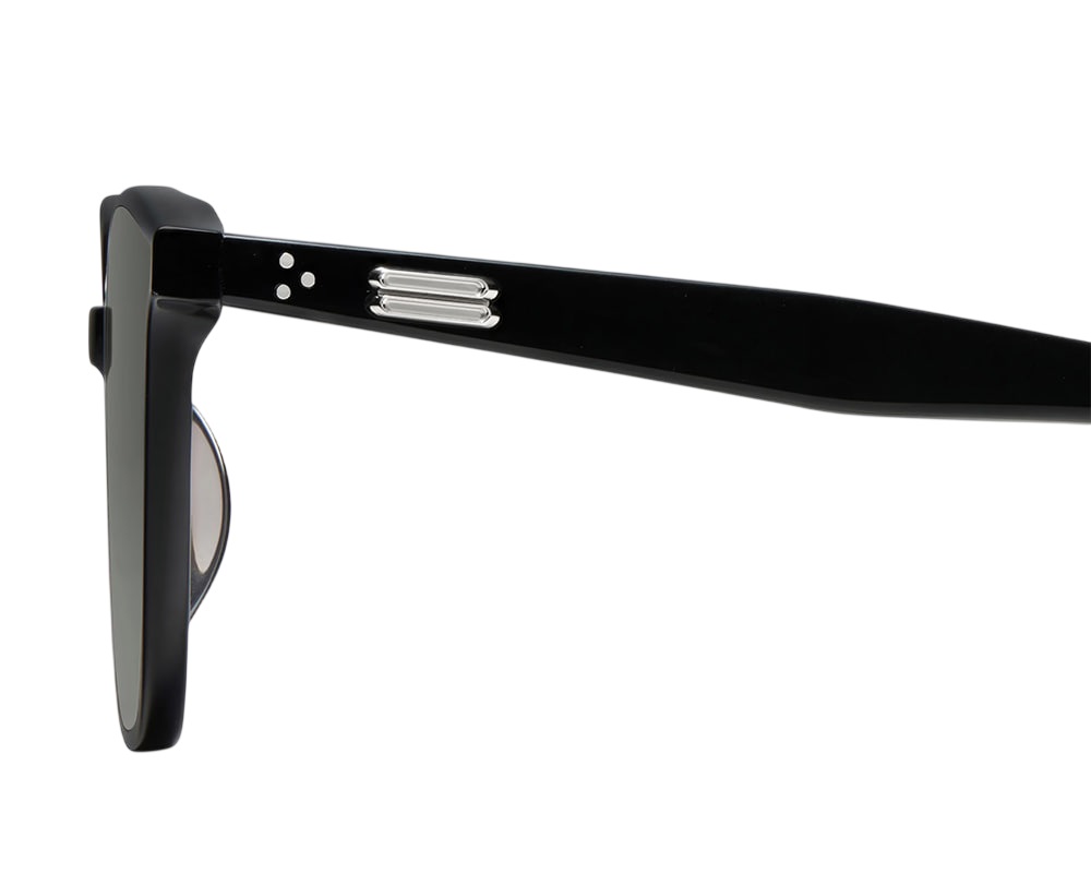 Kính mát Gentle Monster Alma 01 Black Acetate Frame Black Lenses 1