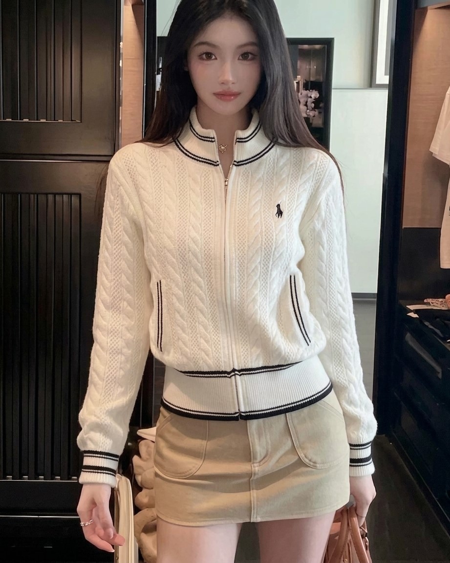Áo len nữ tay dài cổ cao Polo 1