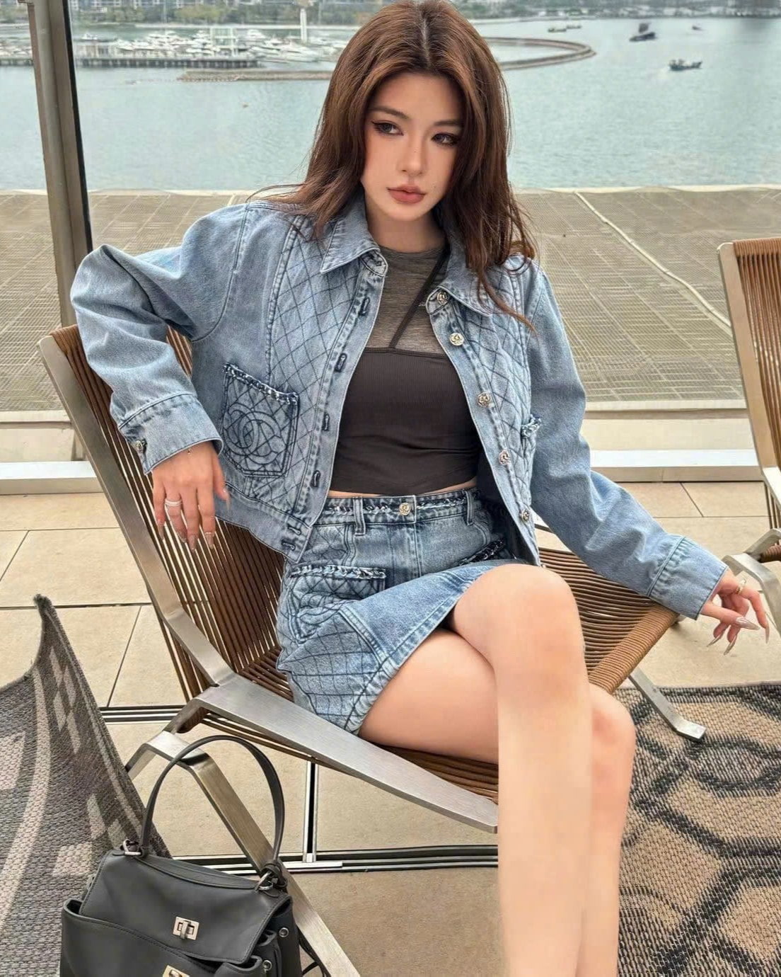 Quần short jean vải mền xanh Chanel 14