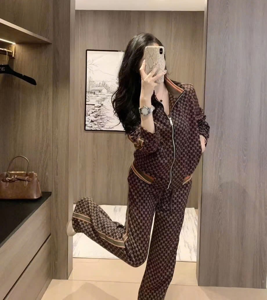 Set bộ nâu đỏ Gucci 6