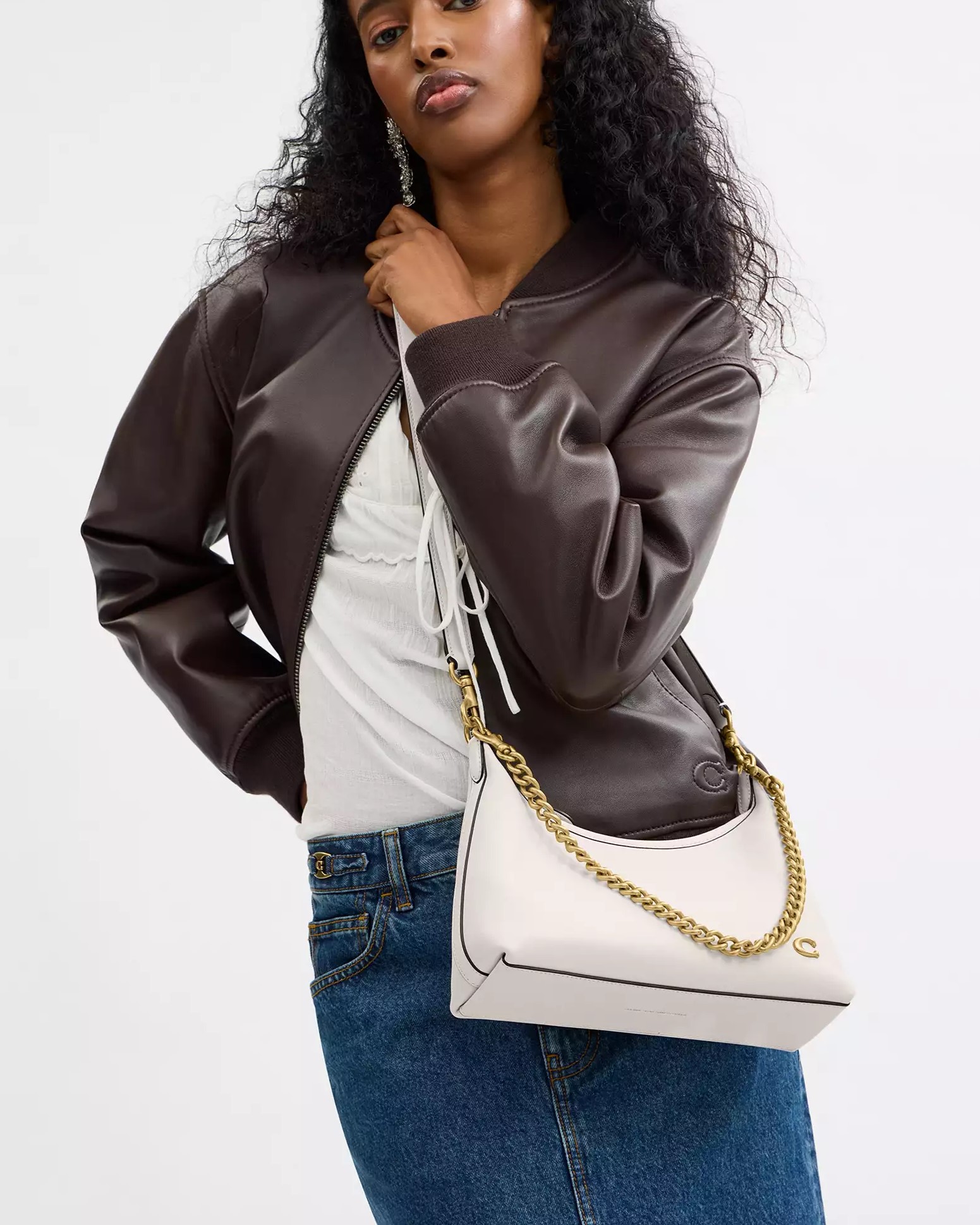 Túi kẹp nách Coach Juliet Shoulder Bag 25 Smooth Leather Chalk CW640 7