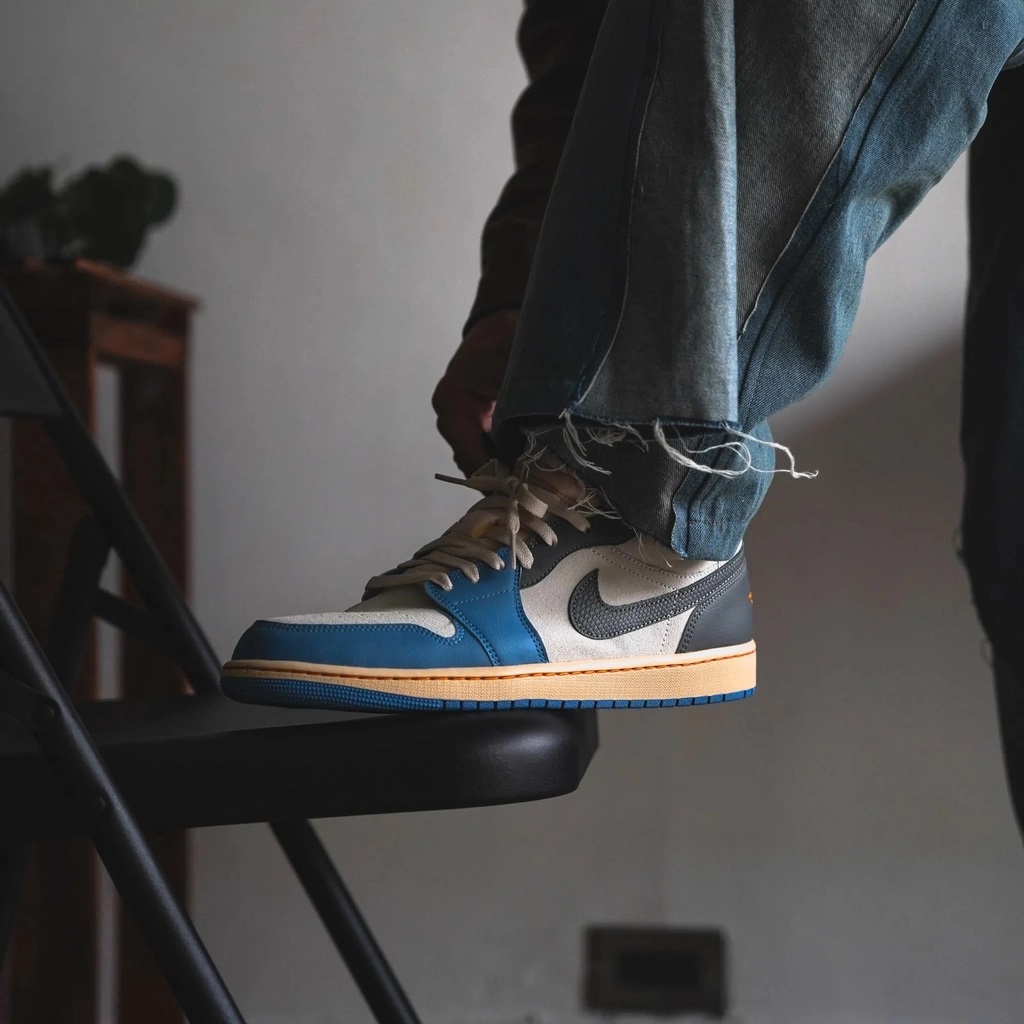 Giày Nike Air Jordan 1 Low Tokyo 96 DZ5376-469 14