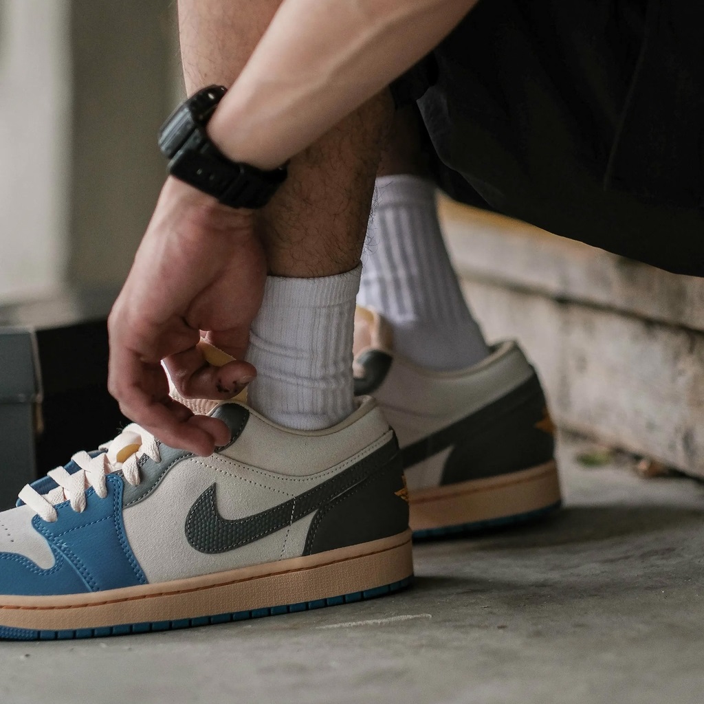 Giày Nike Air Jordan 1 Low Tokyo 96 DZ5376-469 17