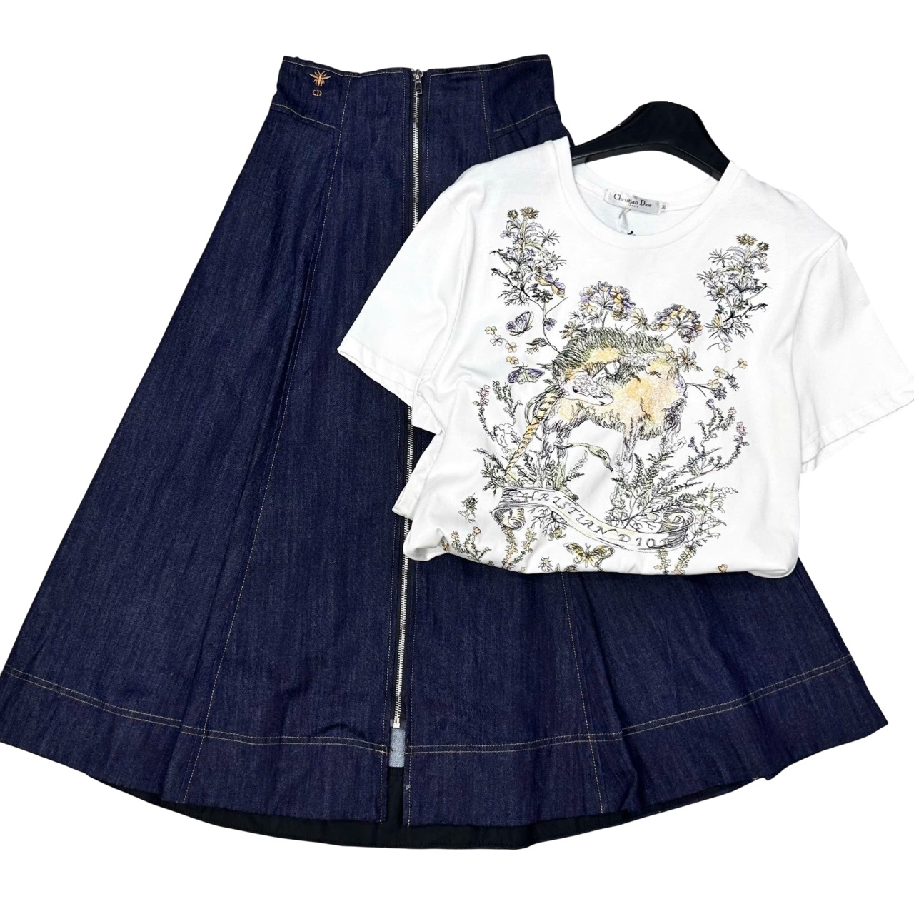 Set áo thun họa tiết váy dài jean Dior 1