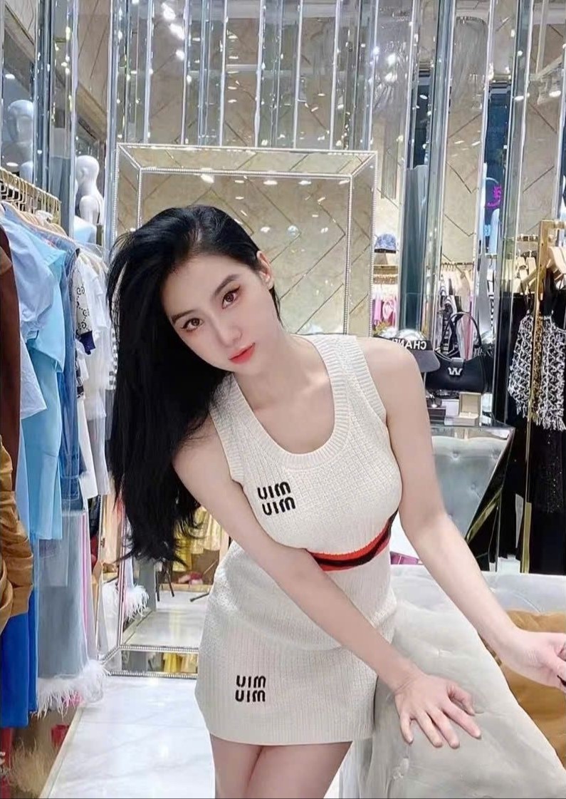 Đầm thun dáng ôm sát nách trắng Miu Miu 5