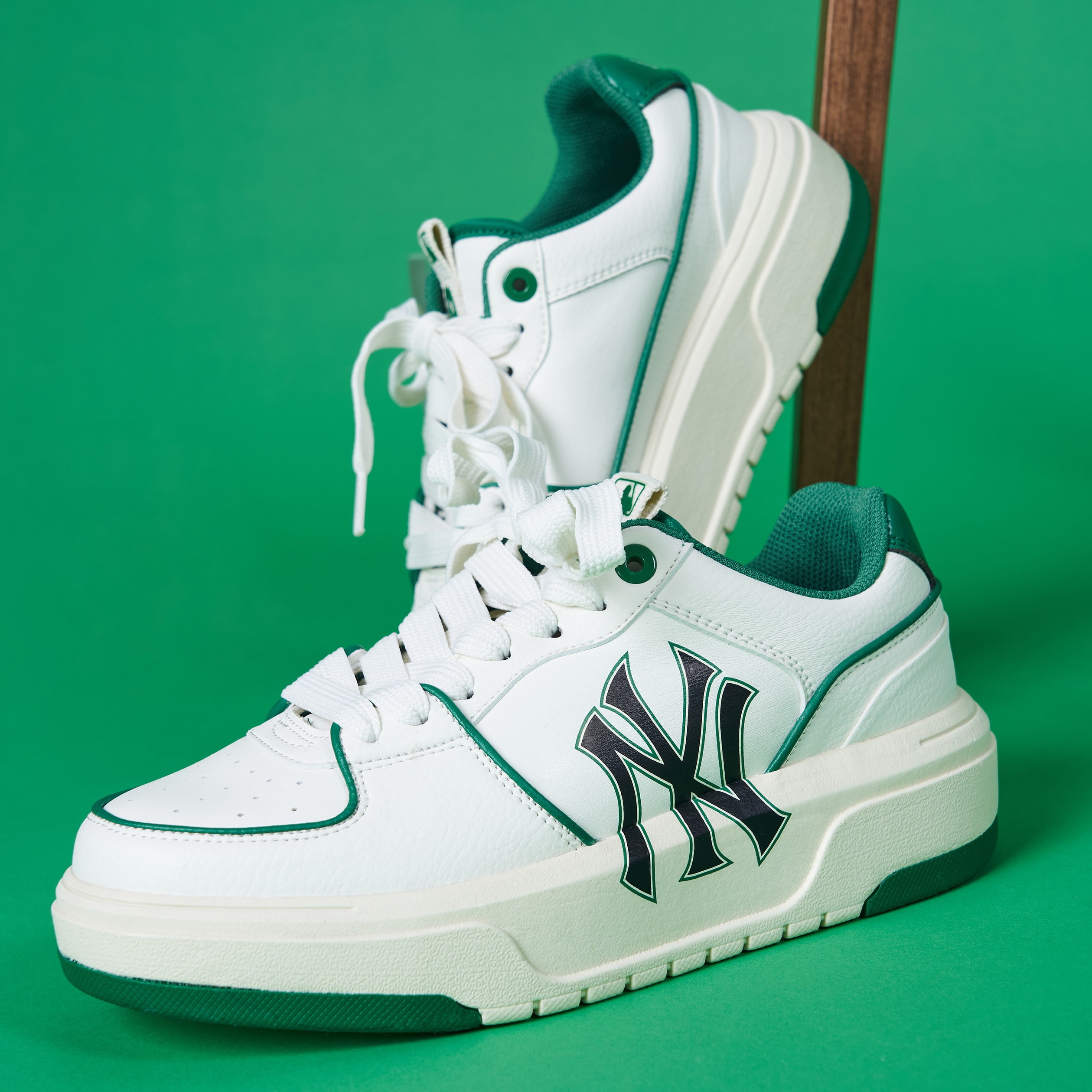 GIÀY THỂ THAO MLB NY CHUNKY LINER NEW YORK YANKEES OFF WHITE 13