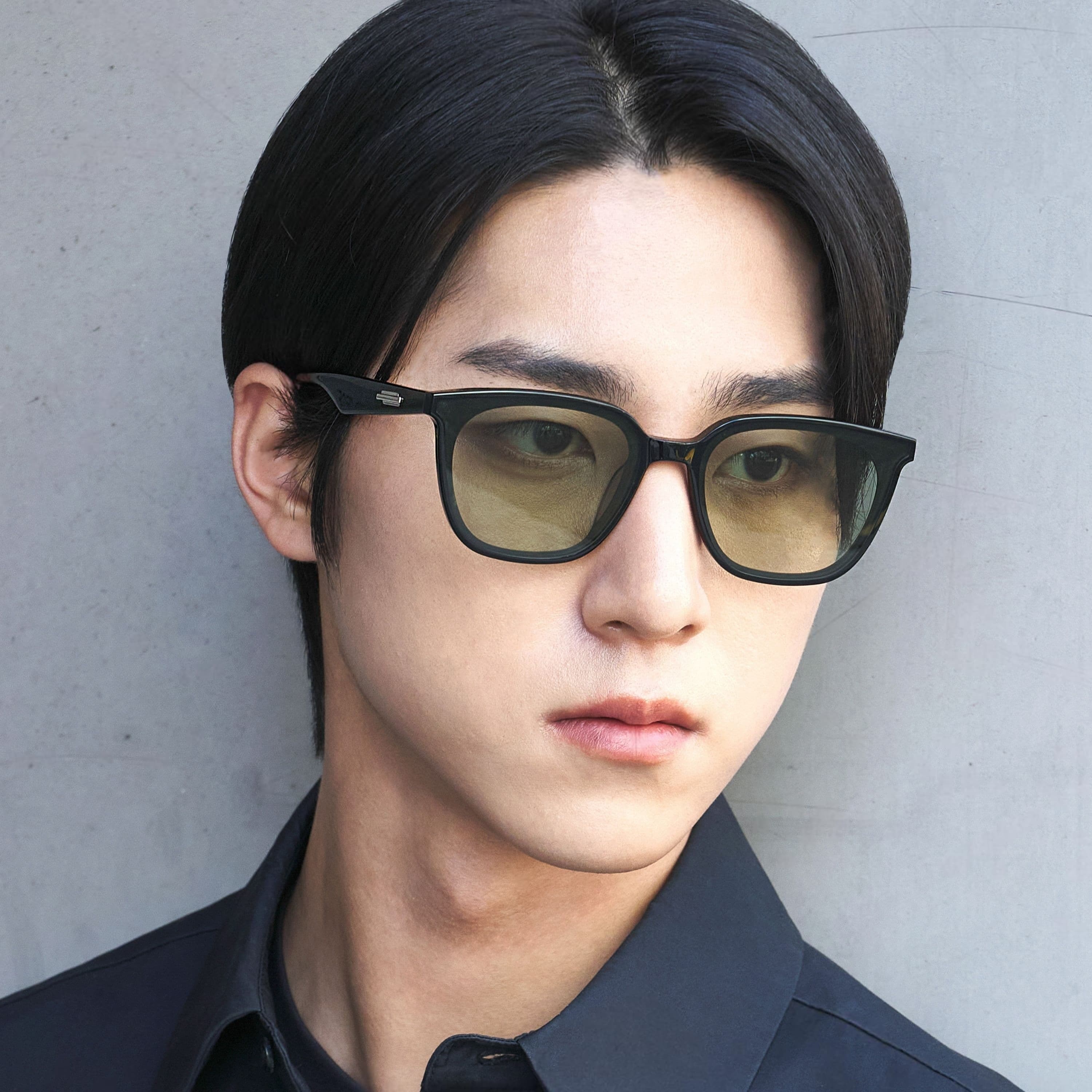 Mắt kính mát Gentle Monster Lilit 01(K) Green Tinted Lenses Square Acetate Flatbar Frame 16