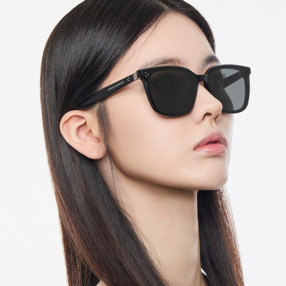 Mắt Kính GM Gentle Monster By Row 01 Black Lenses Black Acetate Frame 25