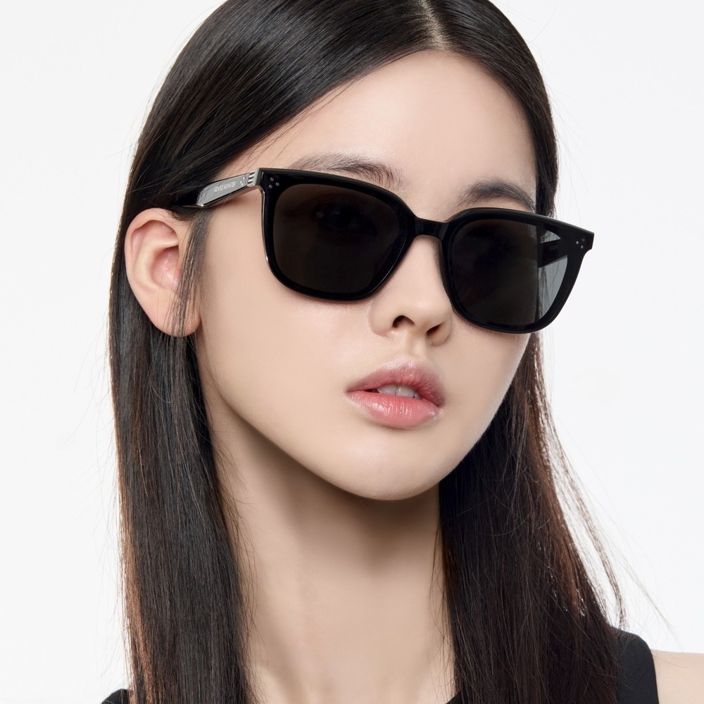 Mắt Kính GM Gentle Monster By Row 01 Black Lenses Black Acetate Frame 27