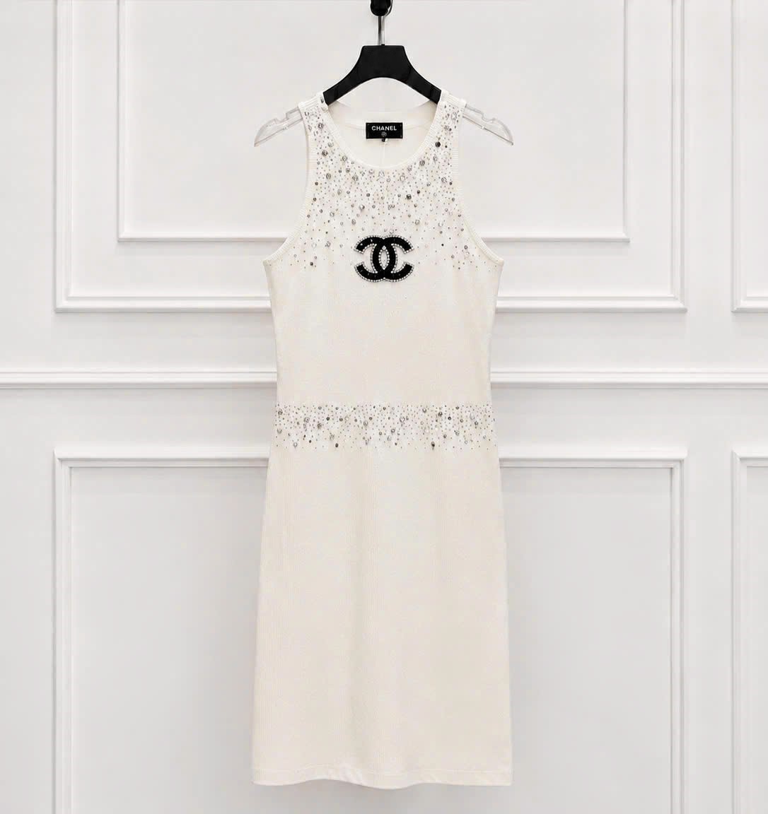 Áo đầm ôm dáng dài cổ yếm Chanel 5