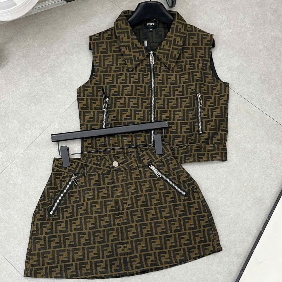 Set áo sát nách váy ngắn nữ Fendi 8