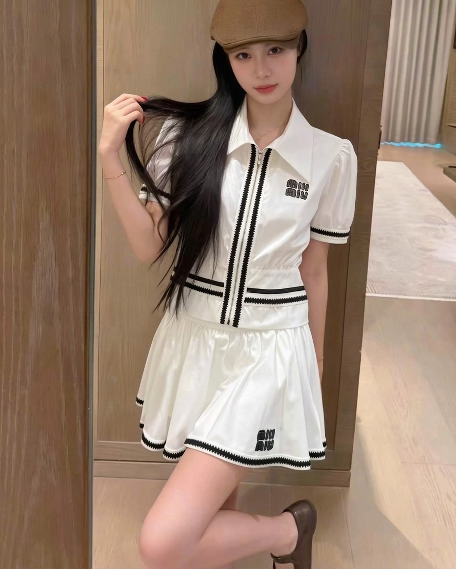 Set áo váy ngắn xòe trắng nữ Miu Miu 7