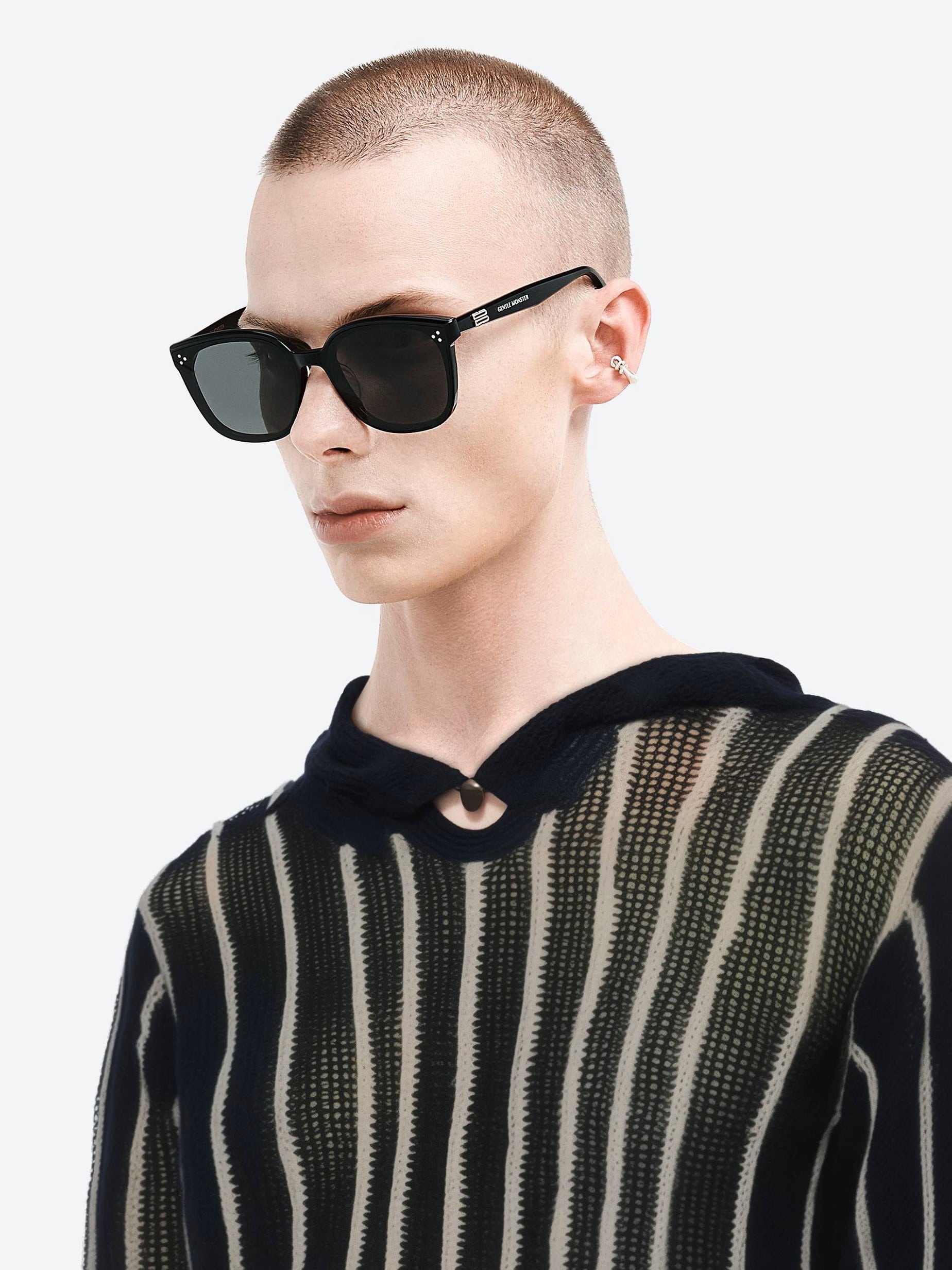 Mắt kính Gentle Monster By 01 Black Lenses Black Acetate Frame 10