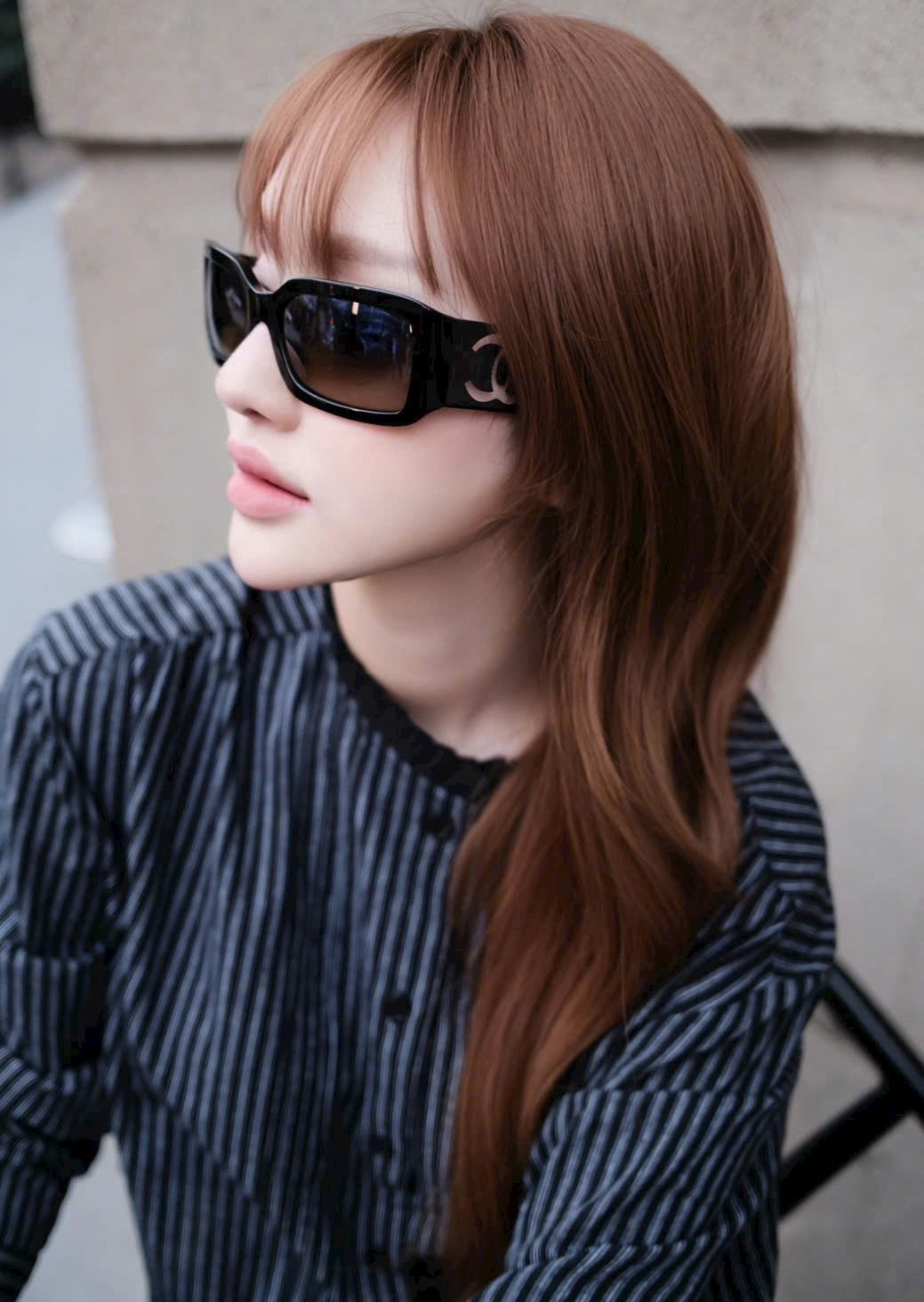 Mắt kính Chanel Rectangle Sunglasses With Acetate Frame Black 5526 5
