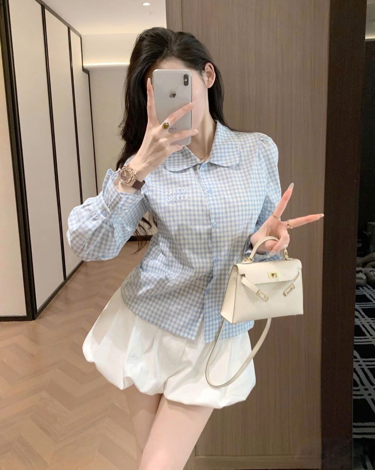 Áo sơ mi vải sọc xanh dương lợt Miu Miu 7