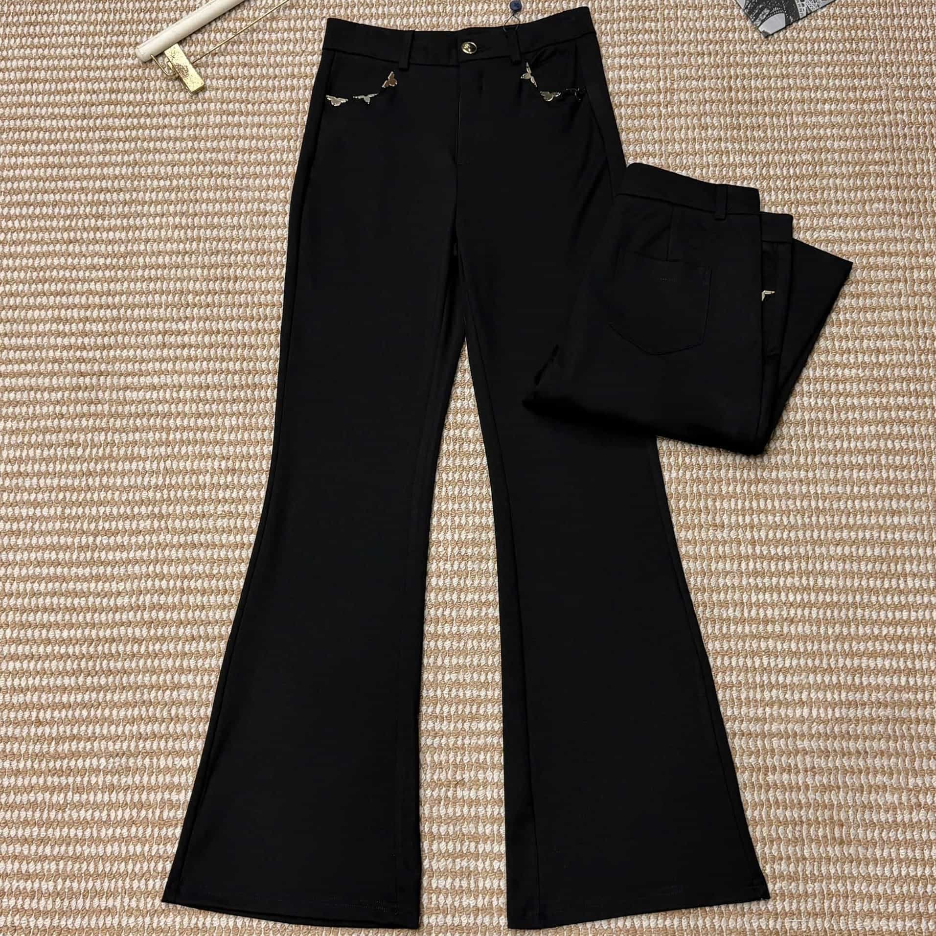 Quần đen nữ ống loe LV 1
