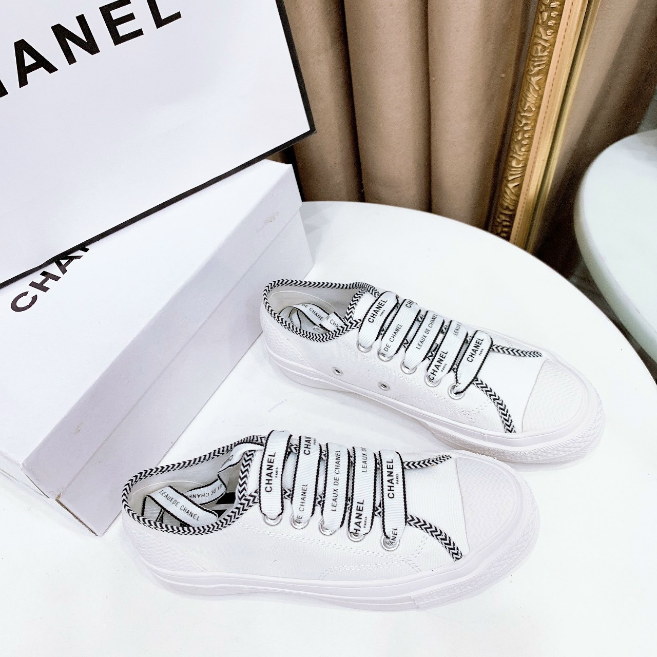 GIÀY THỂ THAO NỮ CHANEL NEW 2
