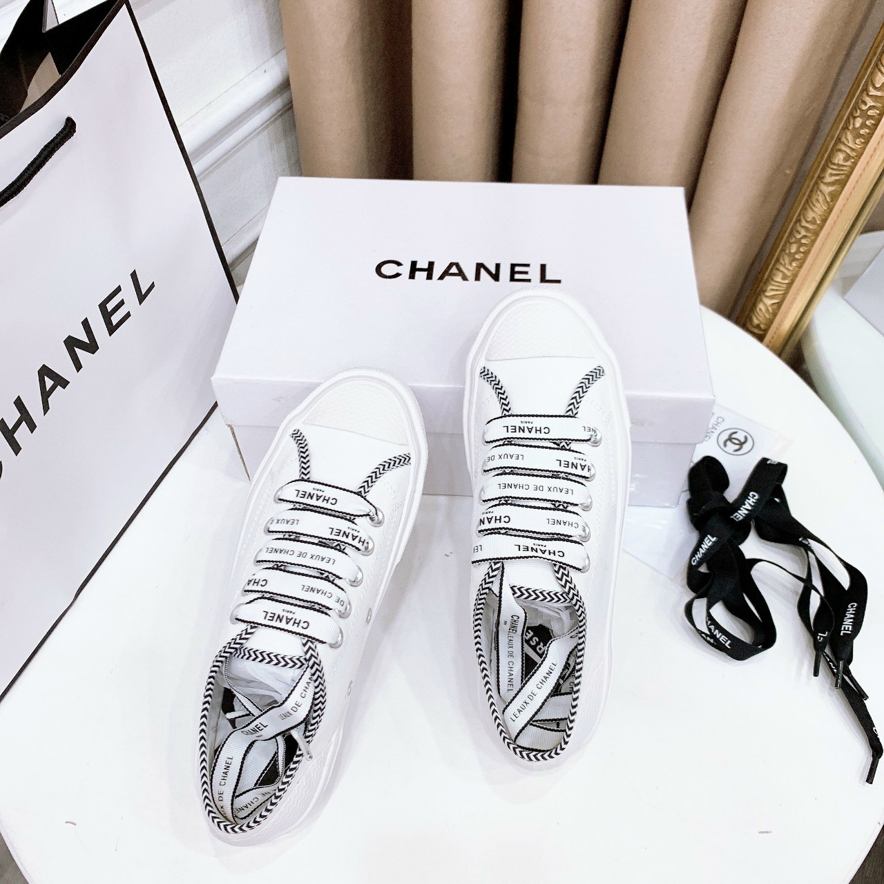 GIÀY THỂ THAO NỮ CHANEL NEW 7