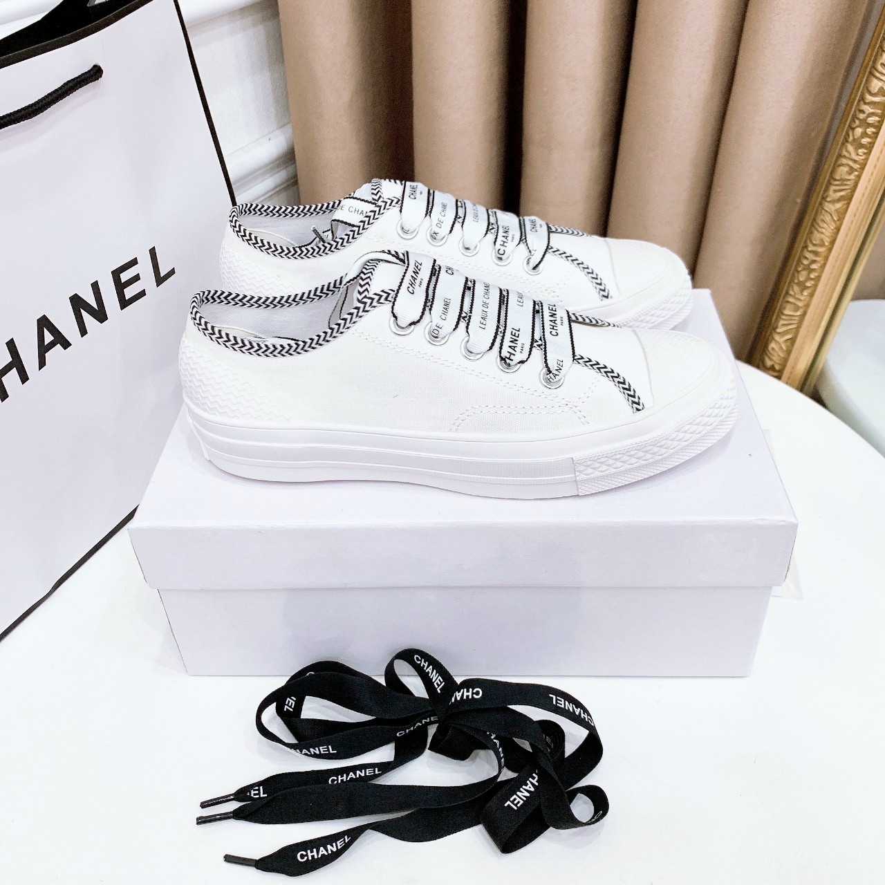 GIÀY THỂ THAO NỮ CHANEL NEW 13