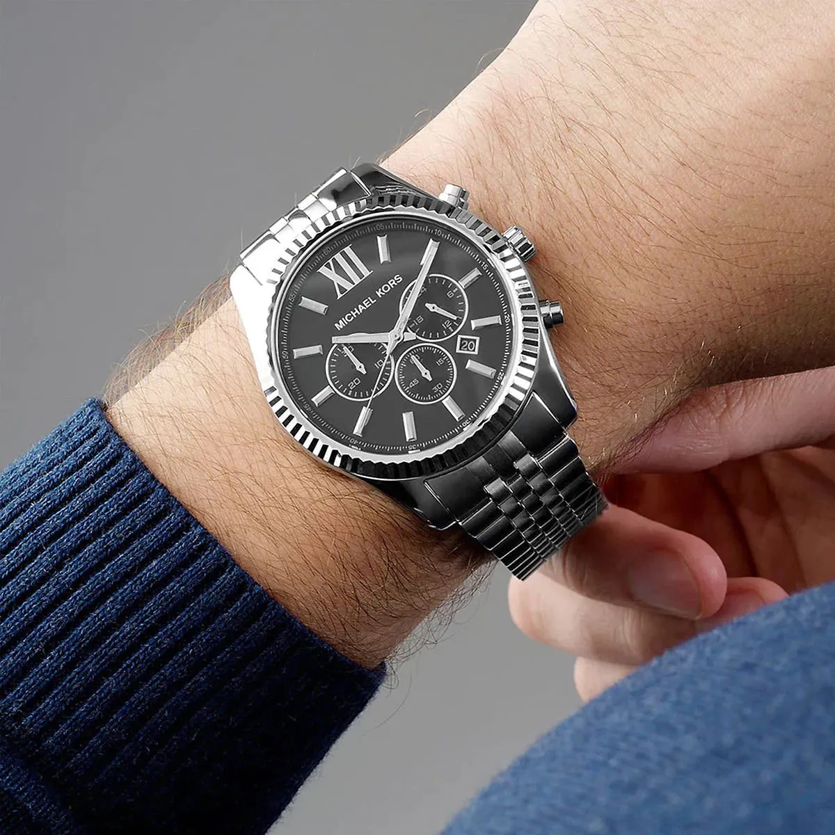 Đồng hồ nam Michael Kors Oversized Lexington Silver-Tone Watch MK8602 11