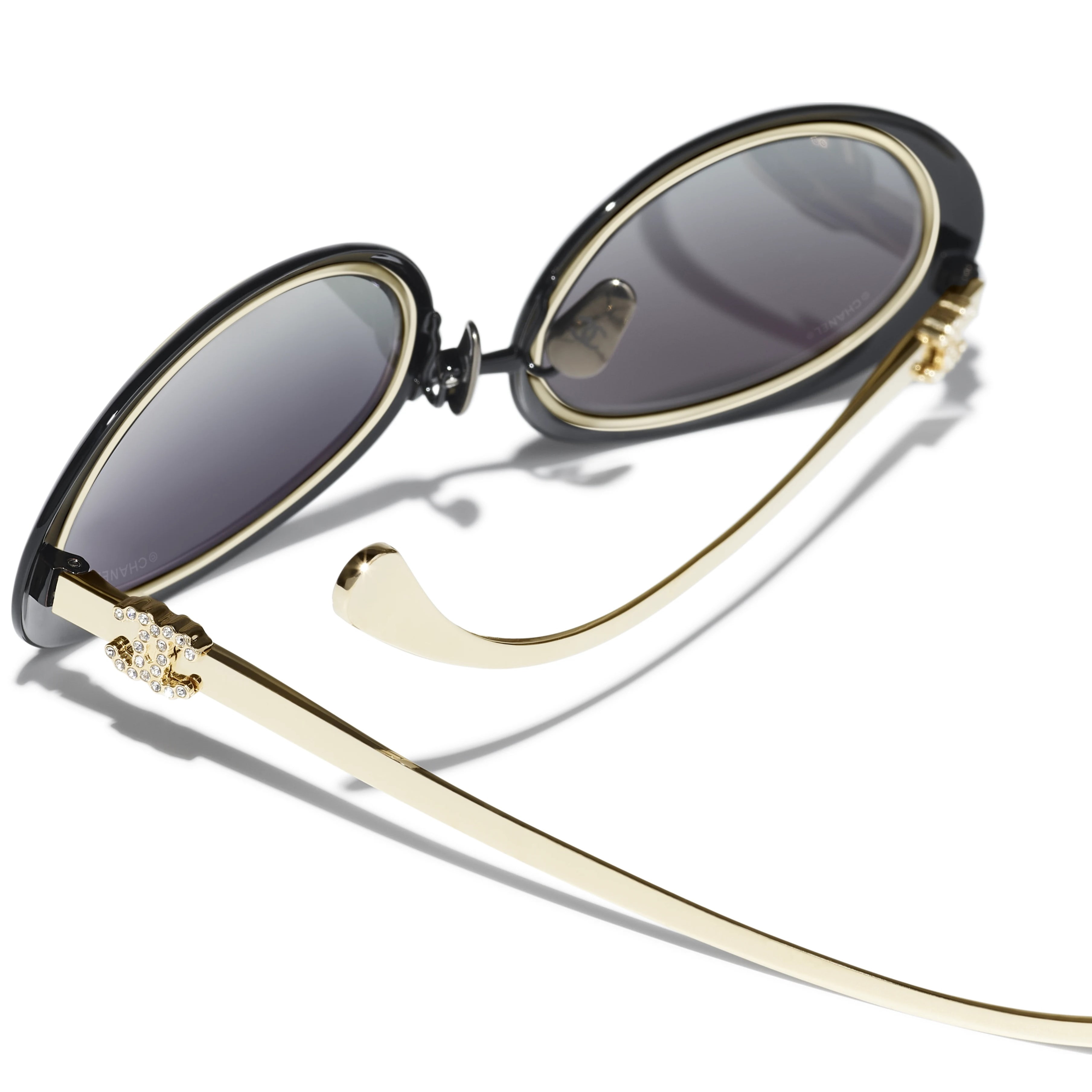 Kính mát Chanel Oval Sunglasses Black 9578B 1