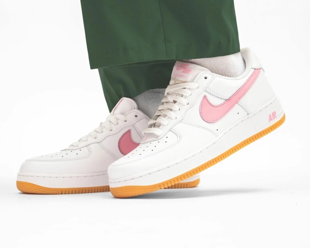 Giày Nike nữ Air Force 1 Low Retro Colour of the Month DM0576-101 13