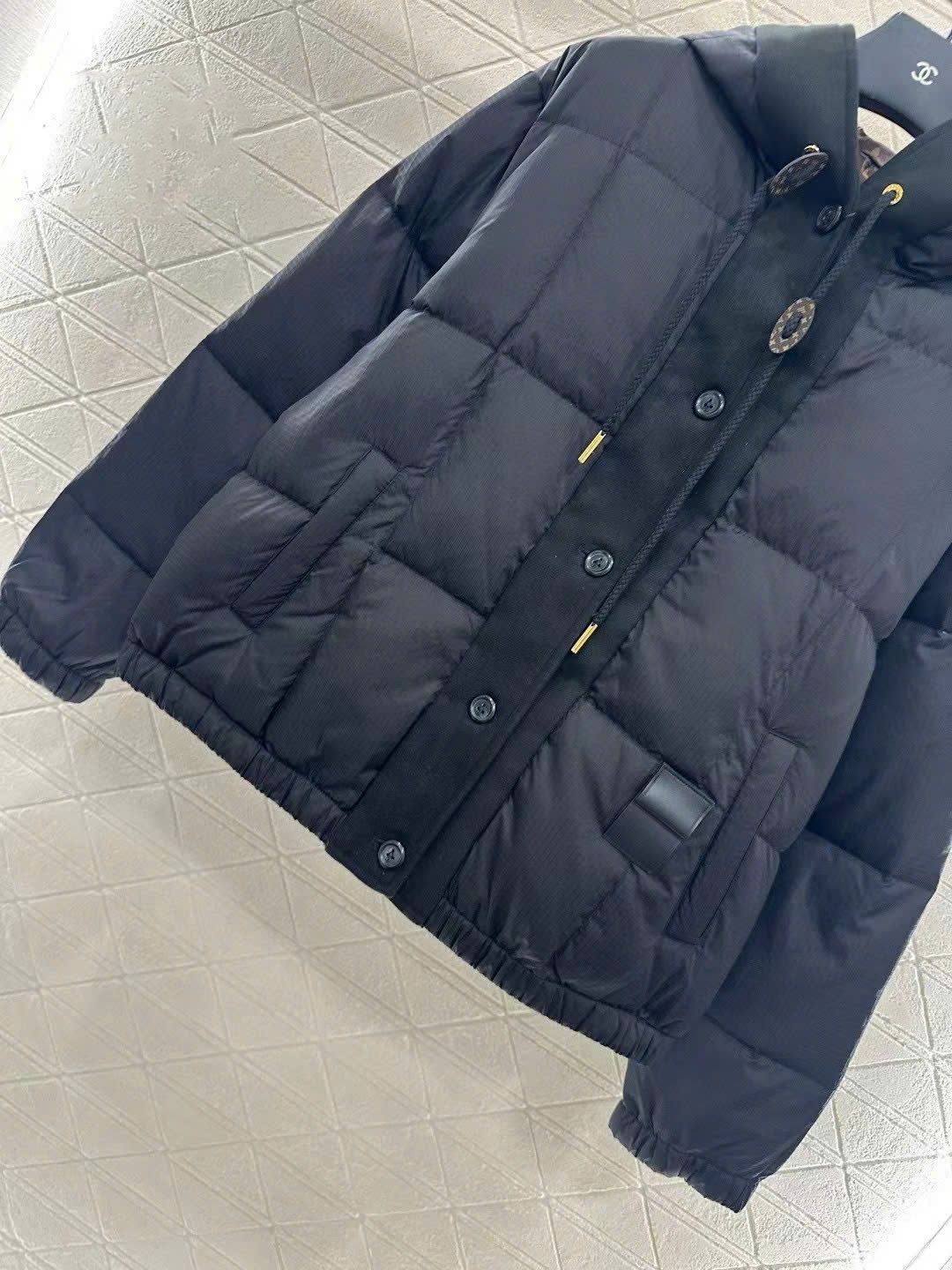 Áo khoác Louis Vuitton Hooded Quilted Ripstop Jacket 17