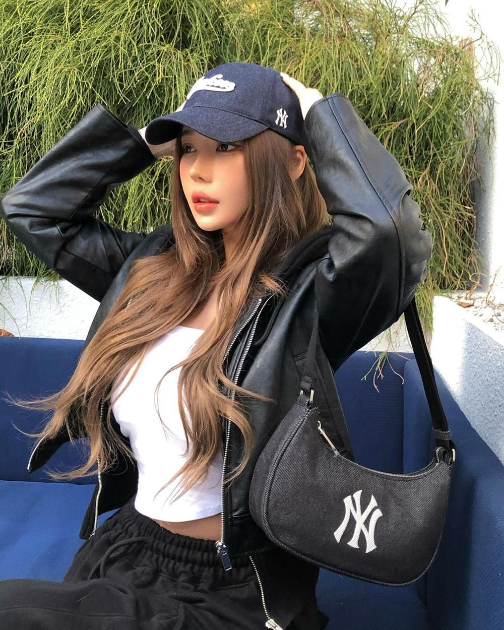 Nón MLB Denim Adjustable Soft Top Baseball Cap New York Yankees 3ACPQM04N-50NYD 8