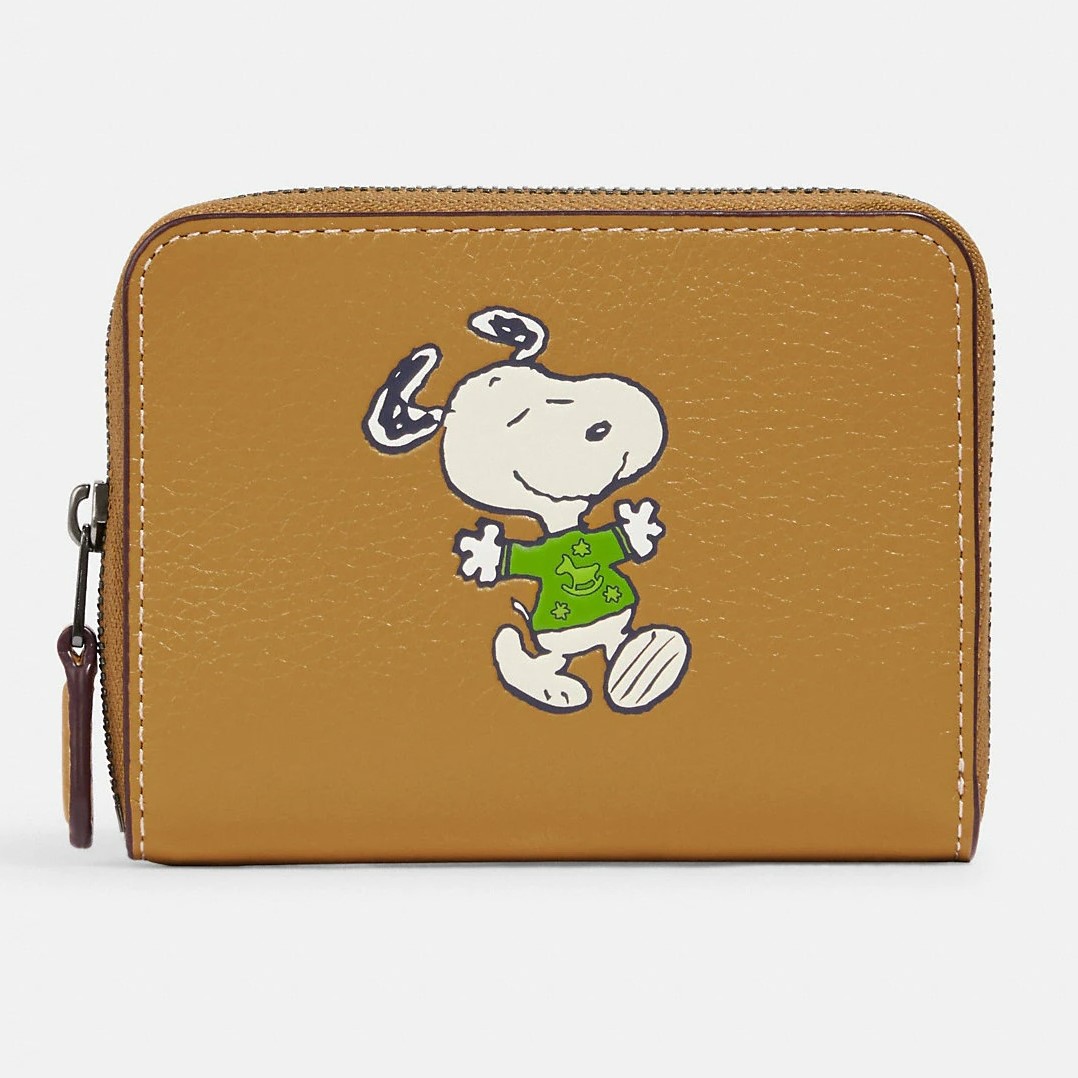 VÍ NGẮN NỮ COACH X PEANUTS SMALL ZIP AROUND WALLET WITH SNOOPY WALK MOTIF 4