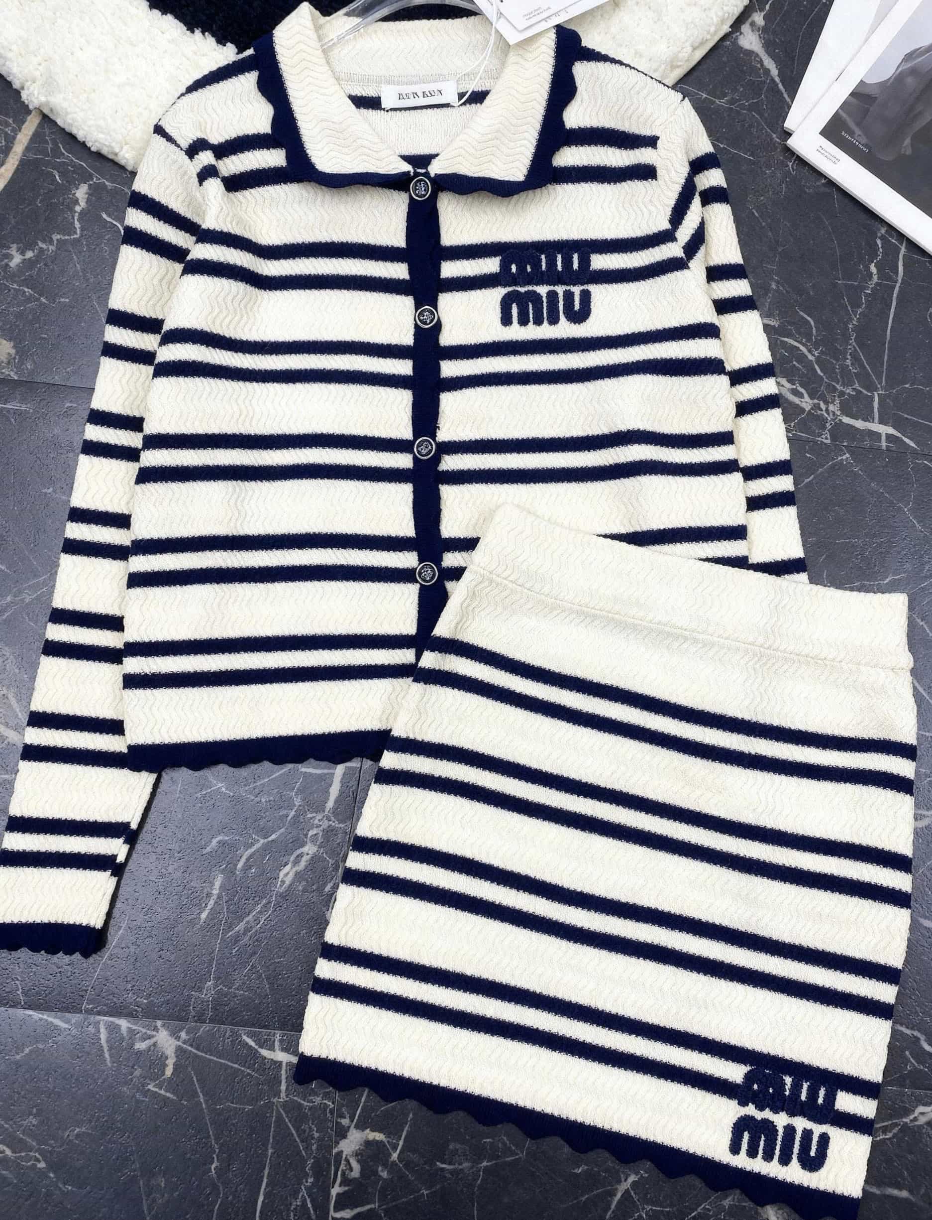 Set áo tay dài váy ngắn Miu Miu 2