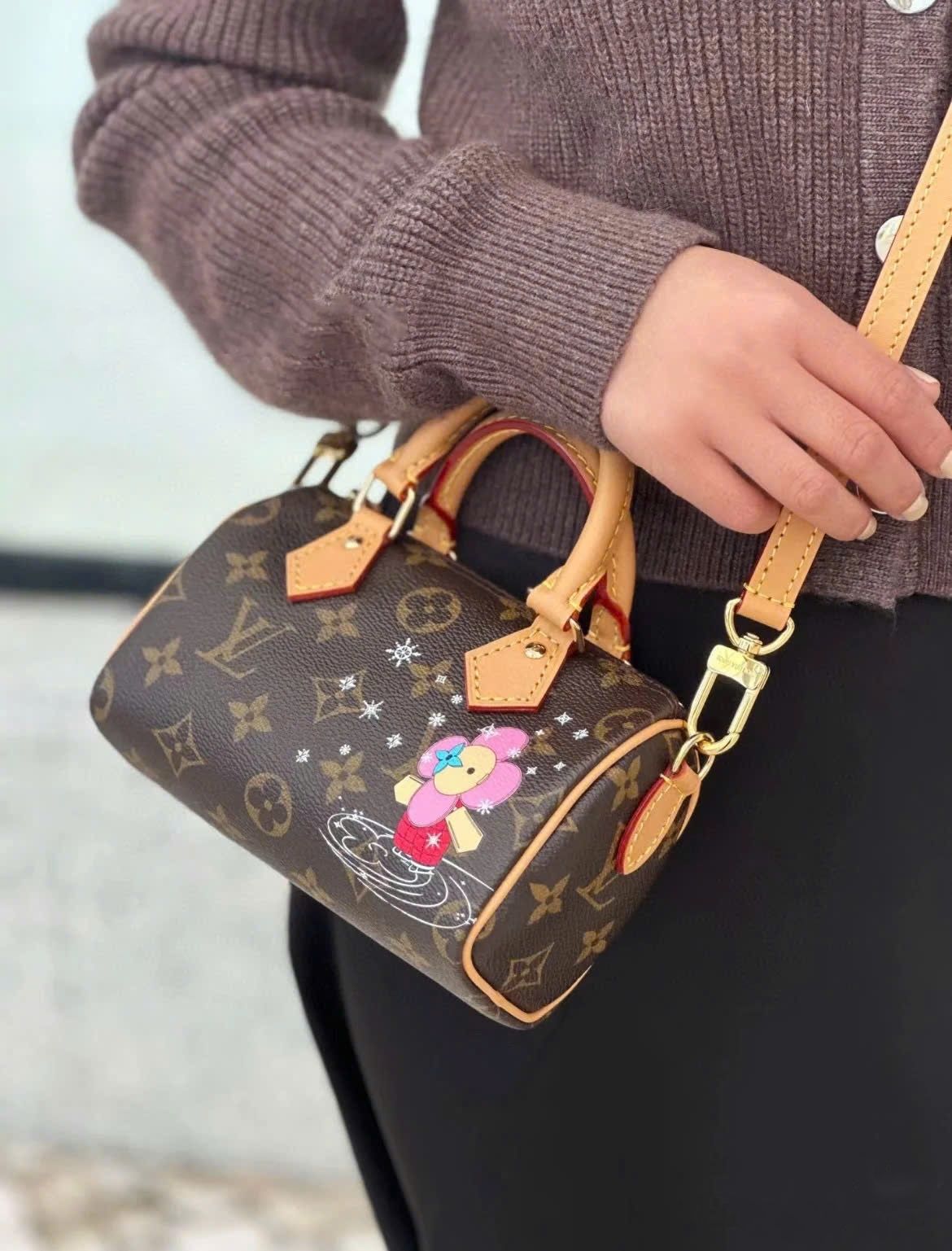 Túi trống LV Louis Vuitton Nano Speedy Monogram M82624 5