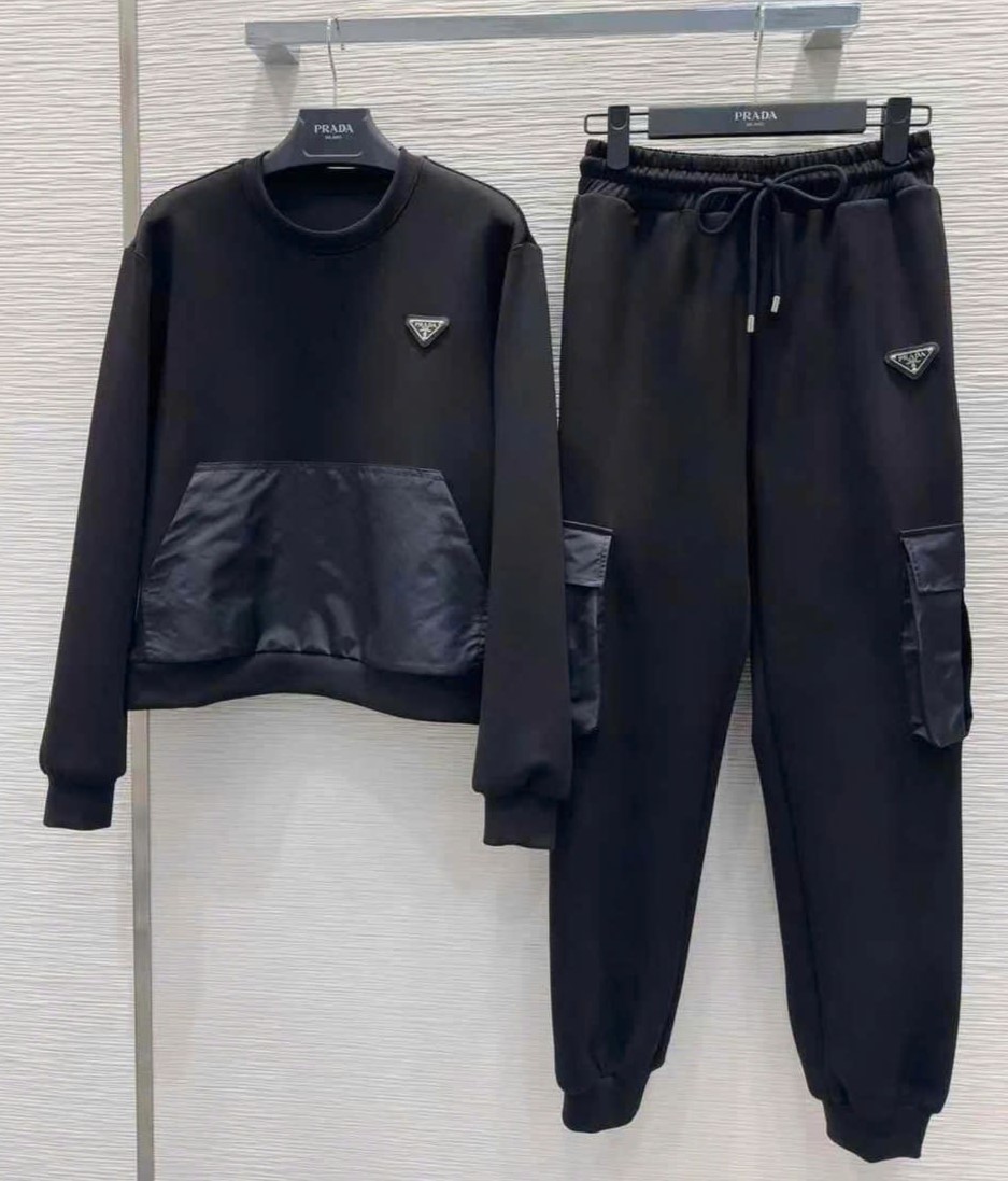 Set bộ xám đen nỉ Prada 4
