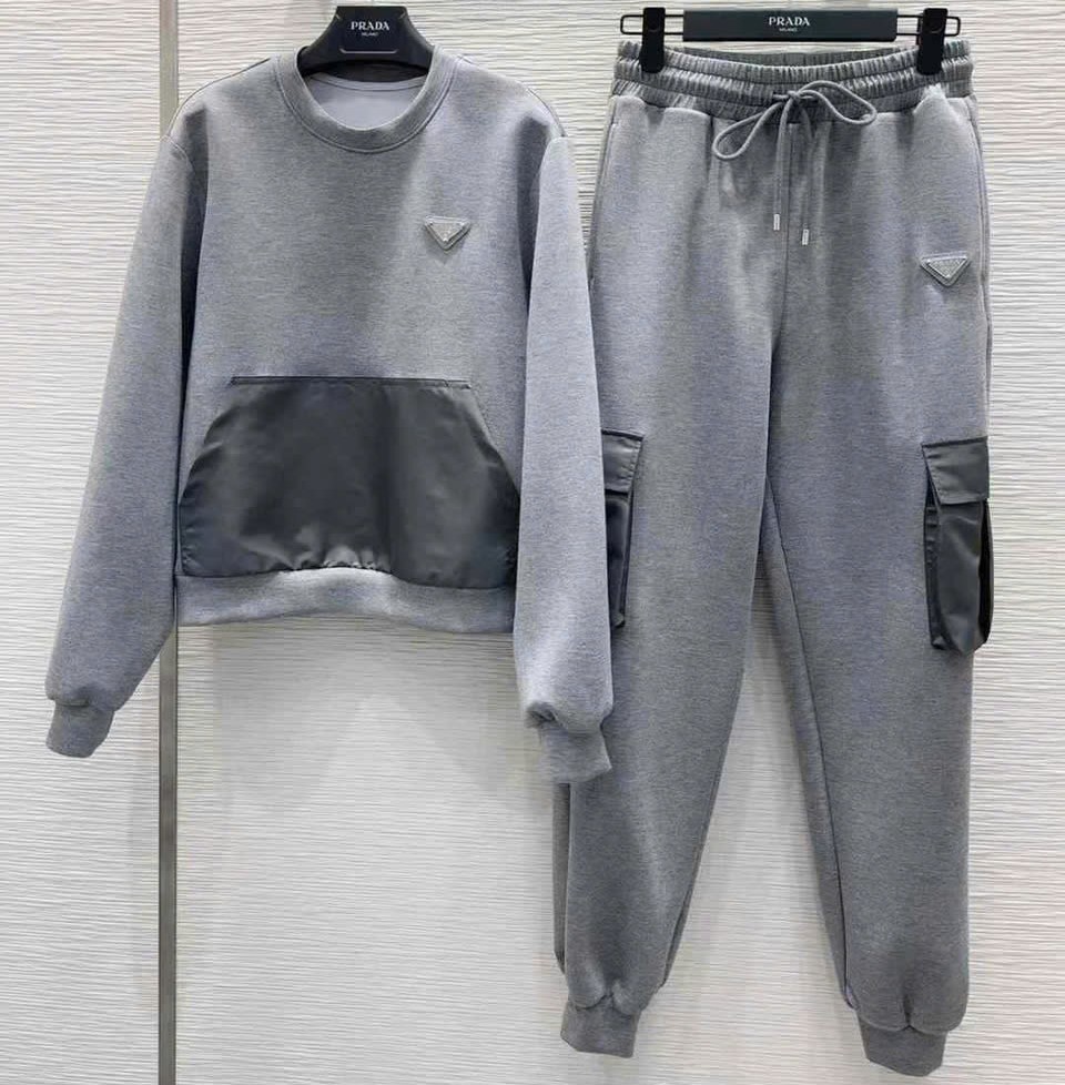 Set bộ xám đen nỉ Prada 5