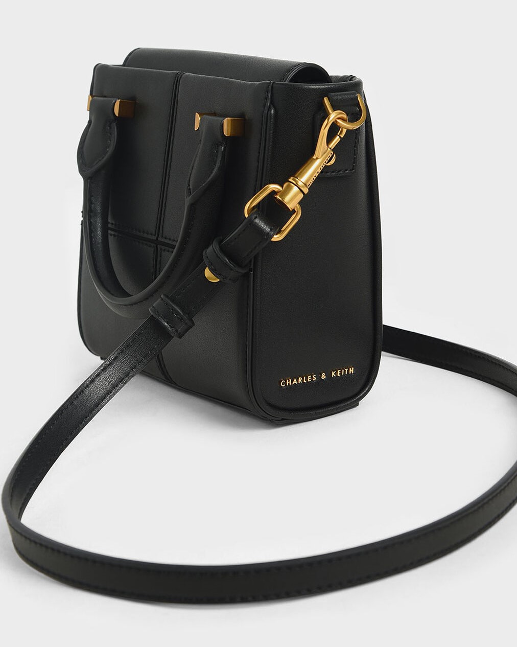 TÚI XÁCH NỮ CHARLES & KEITH TEXTURED PANELLED TOP HANDLE BAG 20