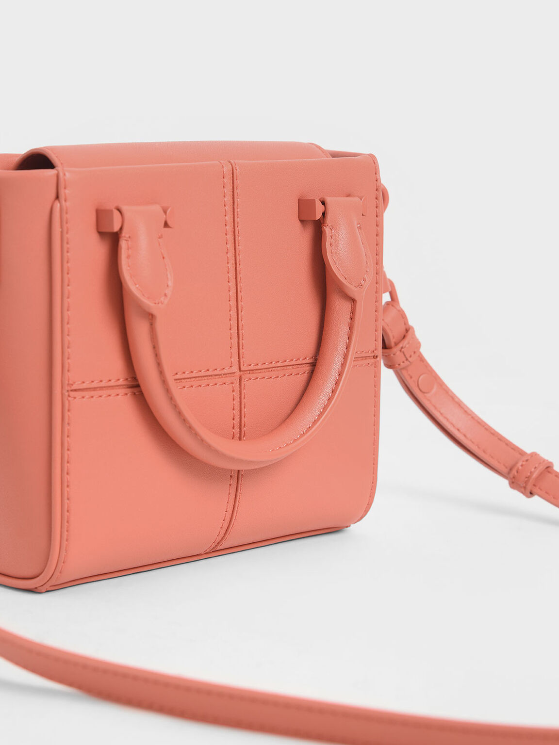 TÚI XÁCH NỮ CHARLES & KEITH TEXTURED PANELLED TOP HANDLE BAG 43
