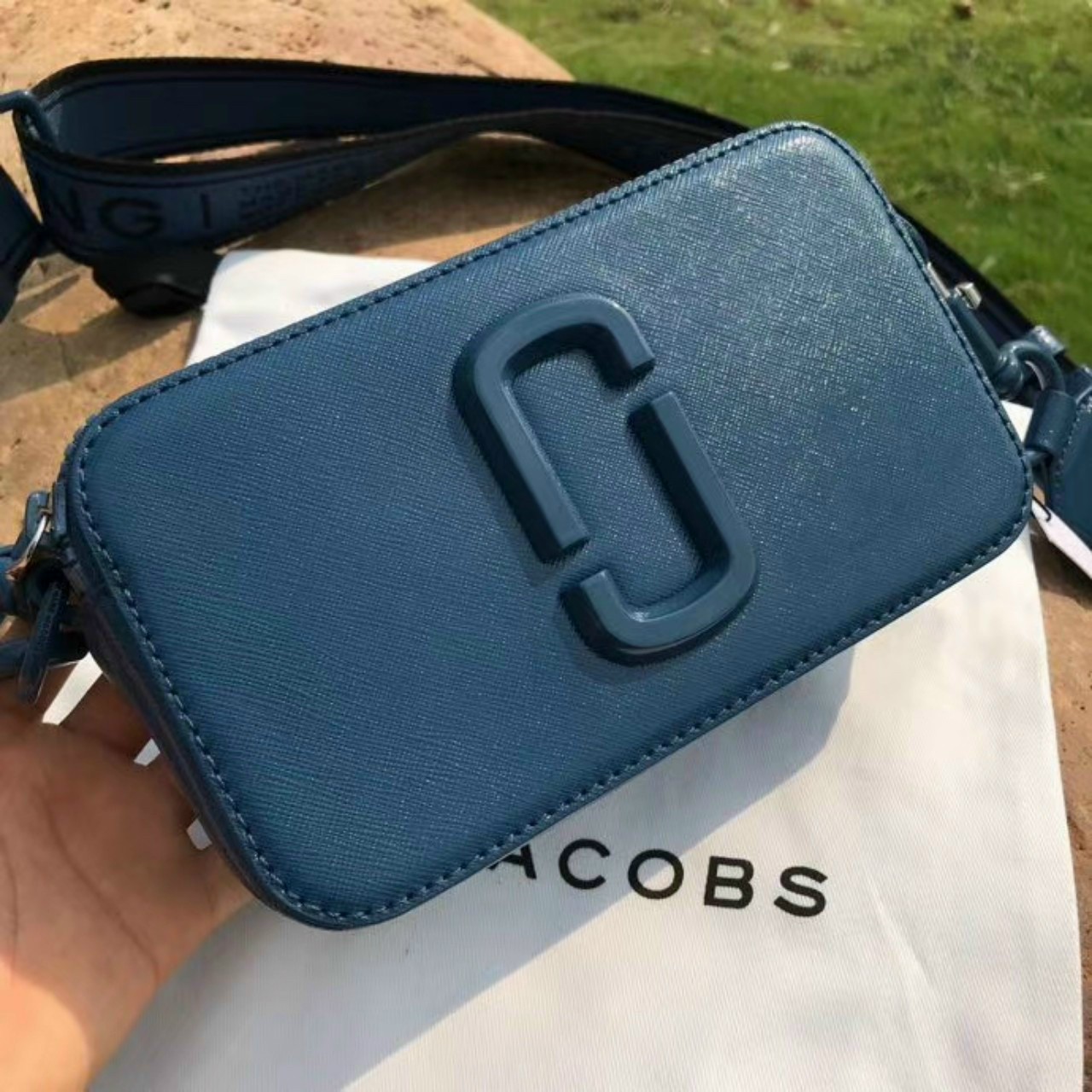 Túi đeo chéo nữ Marc Jacobs da thật màu xanh dương | Túi xách Snapshot Camera bag mẫu mới nhất 5