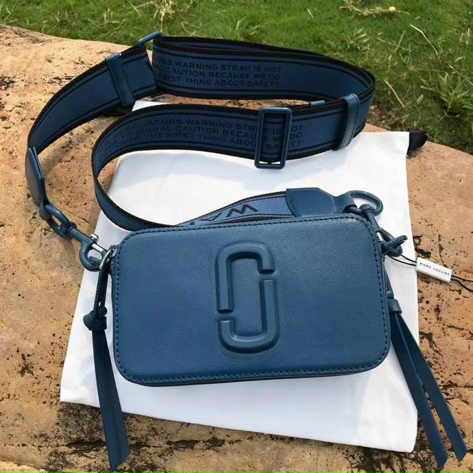 Túi đeo chéo nữ Marc Jacobs da thật màu xanh dương | Túi xách Snapshot Camera bag mẫu mới nhất 7
