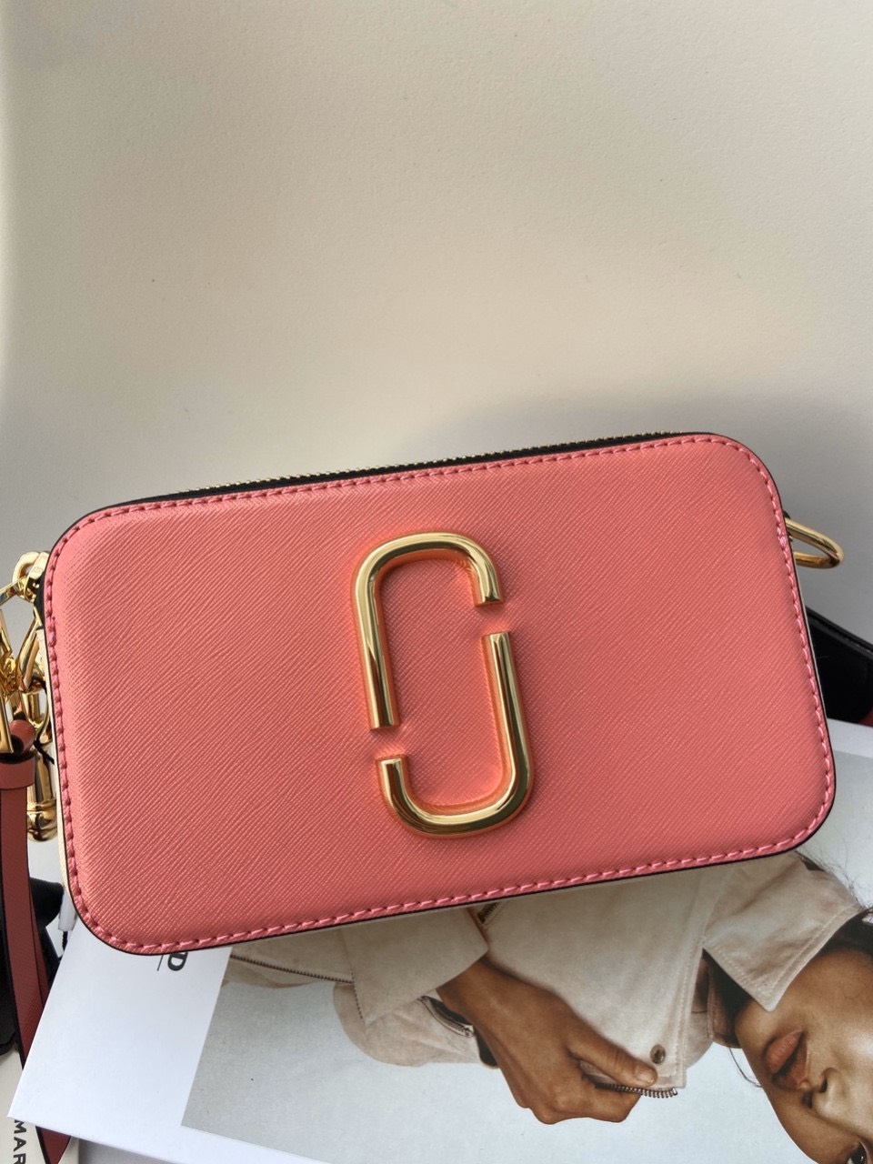 Túi đeo chéo nữ Marc Jacobs da thật màu hồng | Túi xách Snapshot Camera bag mẫu mới nhất 2