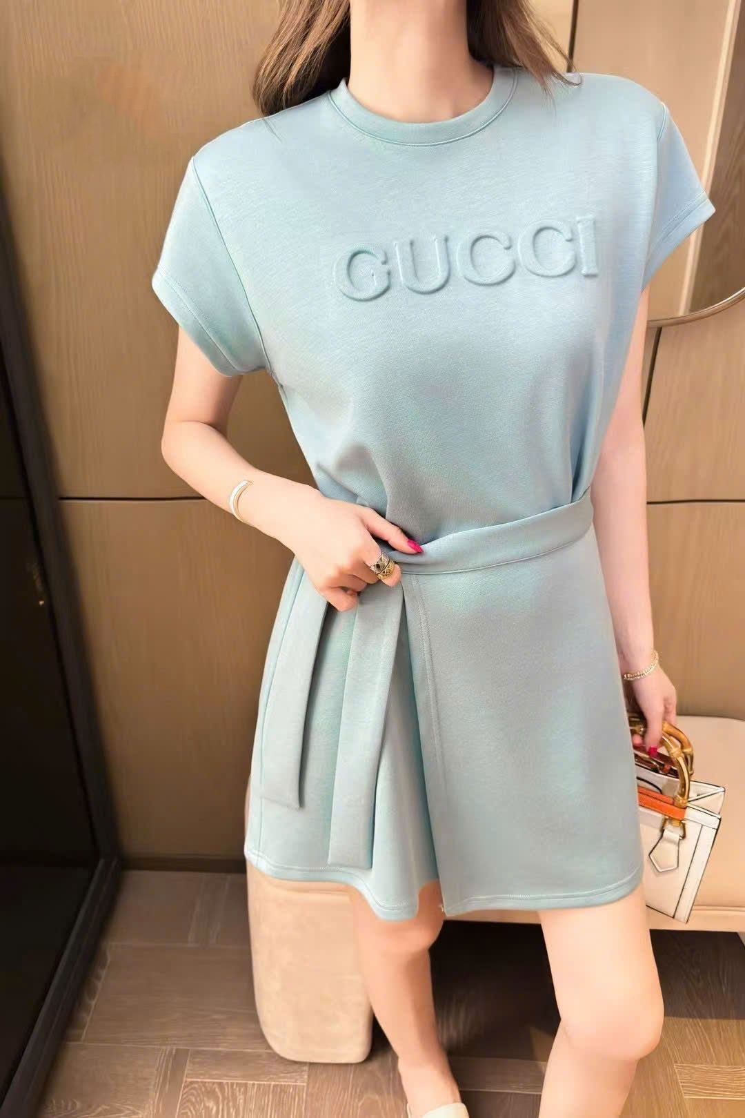 Đầm thun nữ Gucci thắt đai xanh sapphire 1